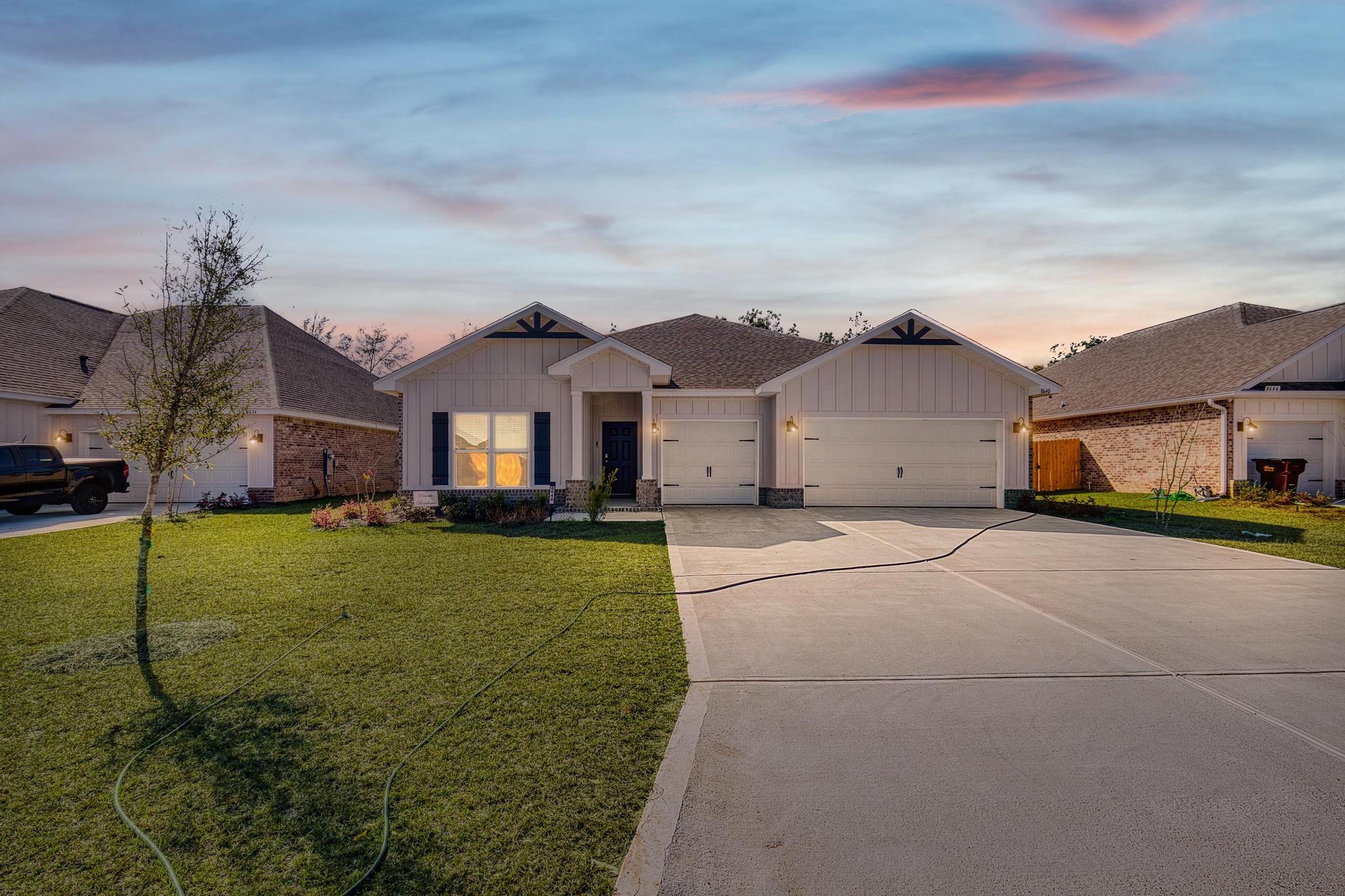 PLANTATION WOODS - Residential