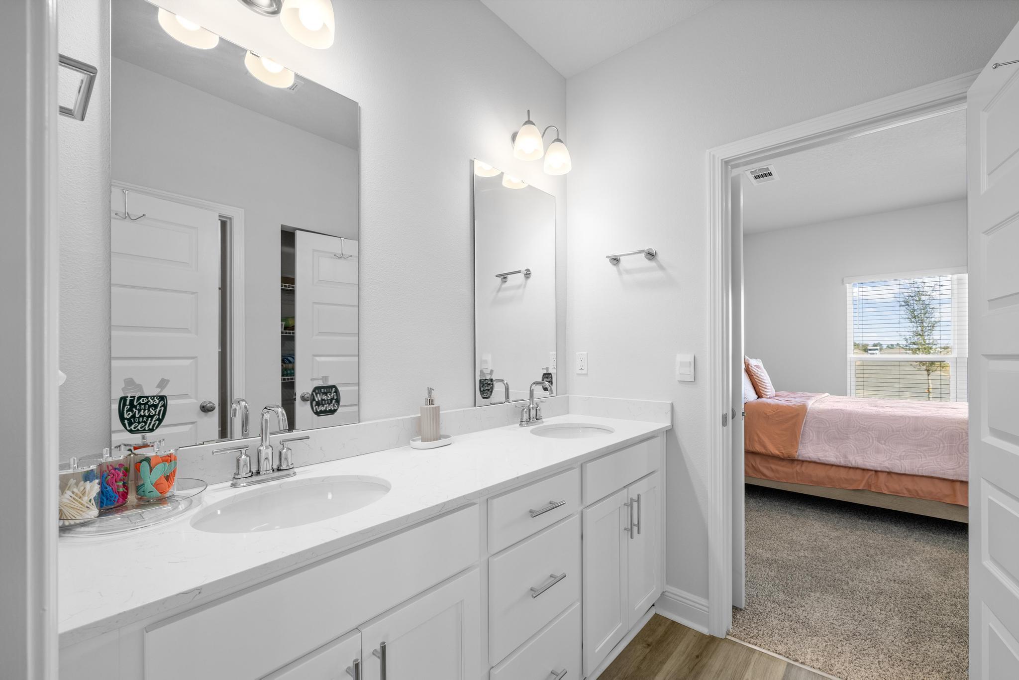 PLANTATION WOODS - Residential