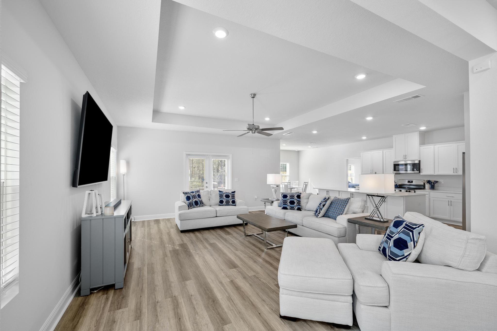 PLANTATION WOODS - Residential