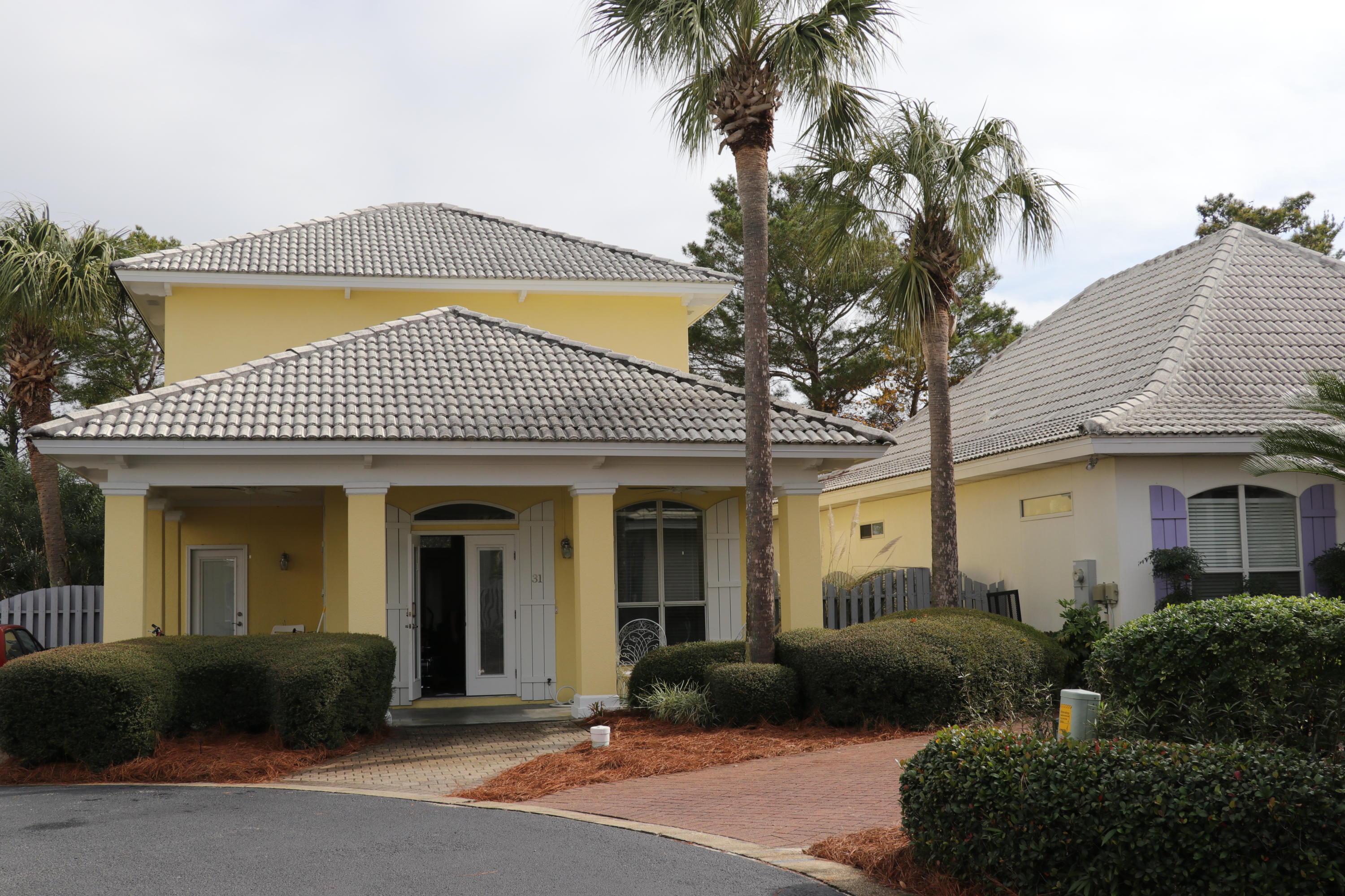 EMERALD SHORES SO OF WALTON - Residential