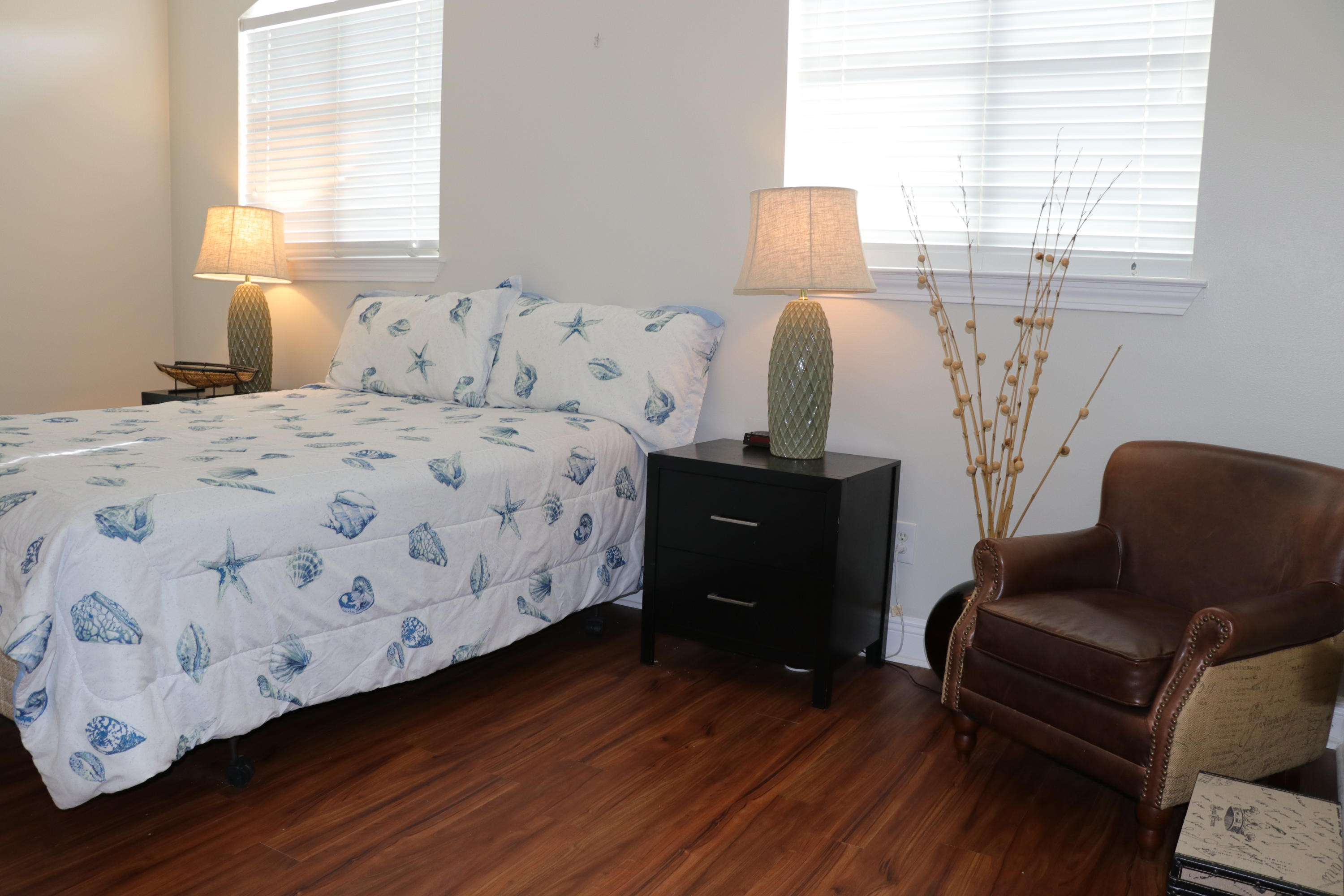 EMERALD SHORES SO OF WALTON - Residential