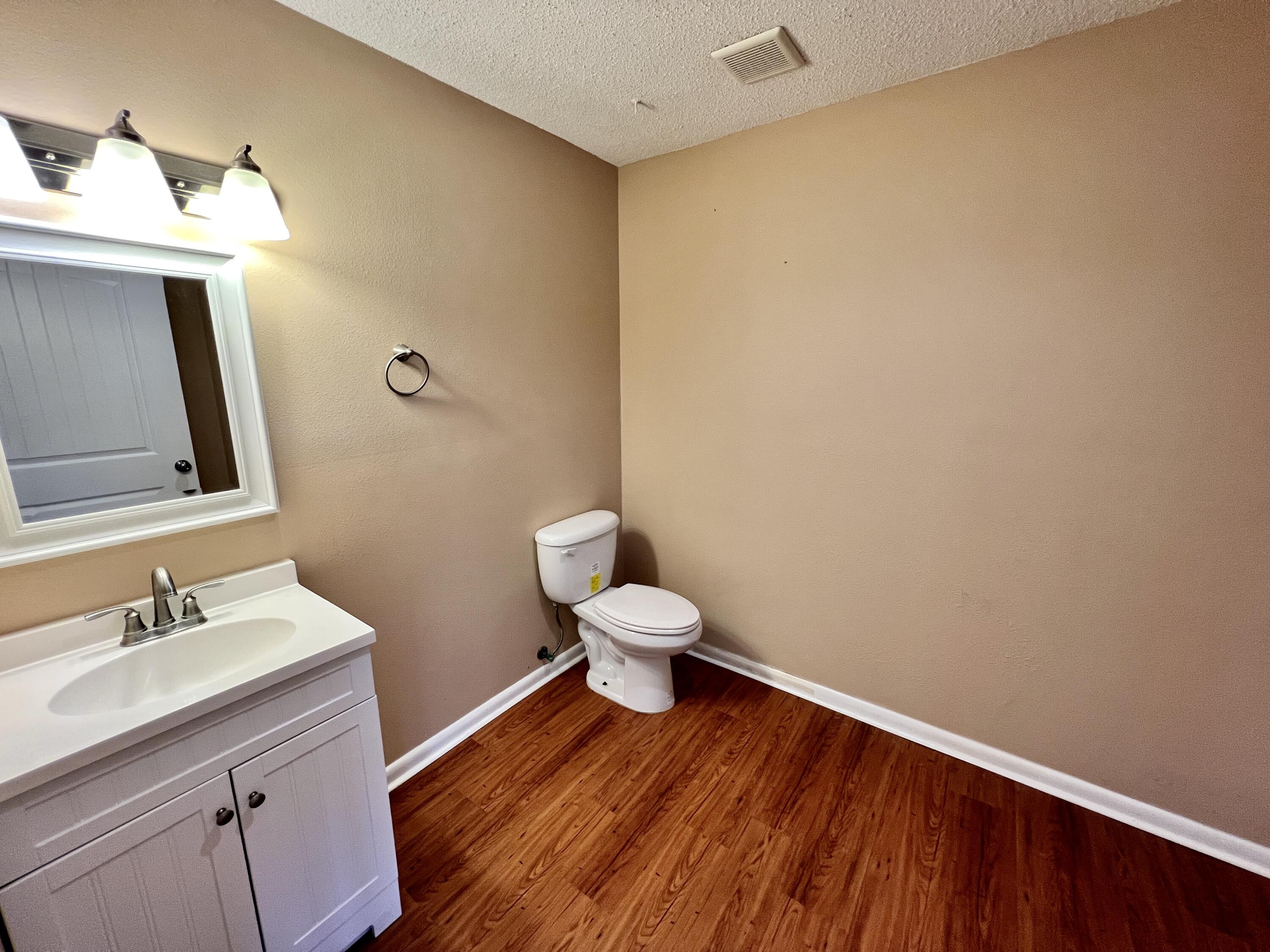 VESTA HEIGHTS 3RD ADDN - Residential