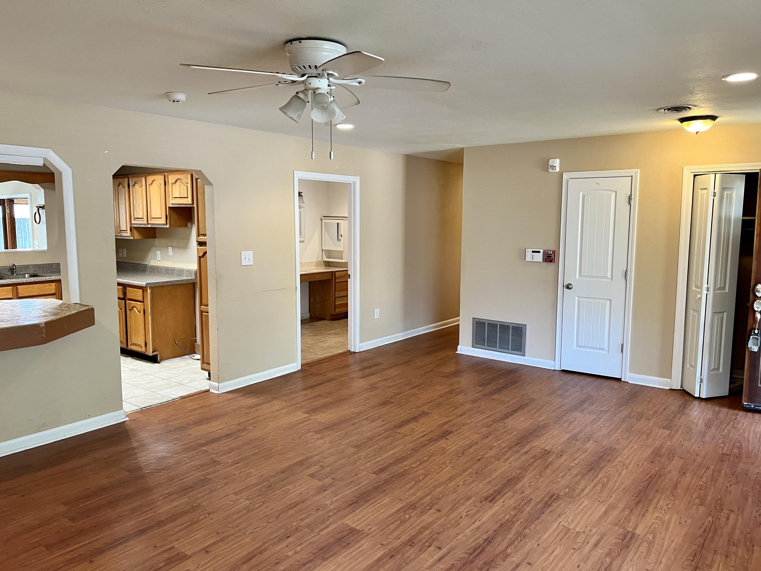 VESTA HEIGHTS 3RD ADDN - Residential