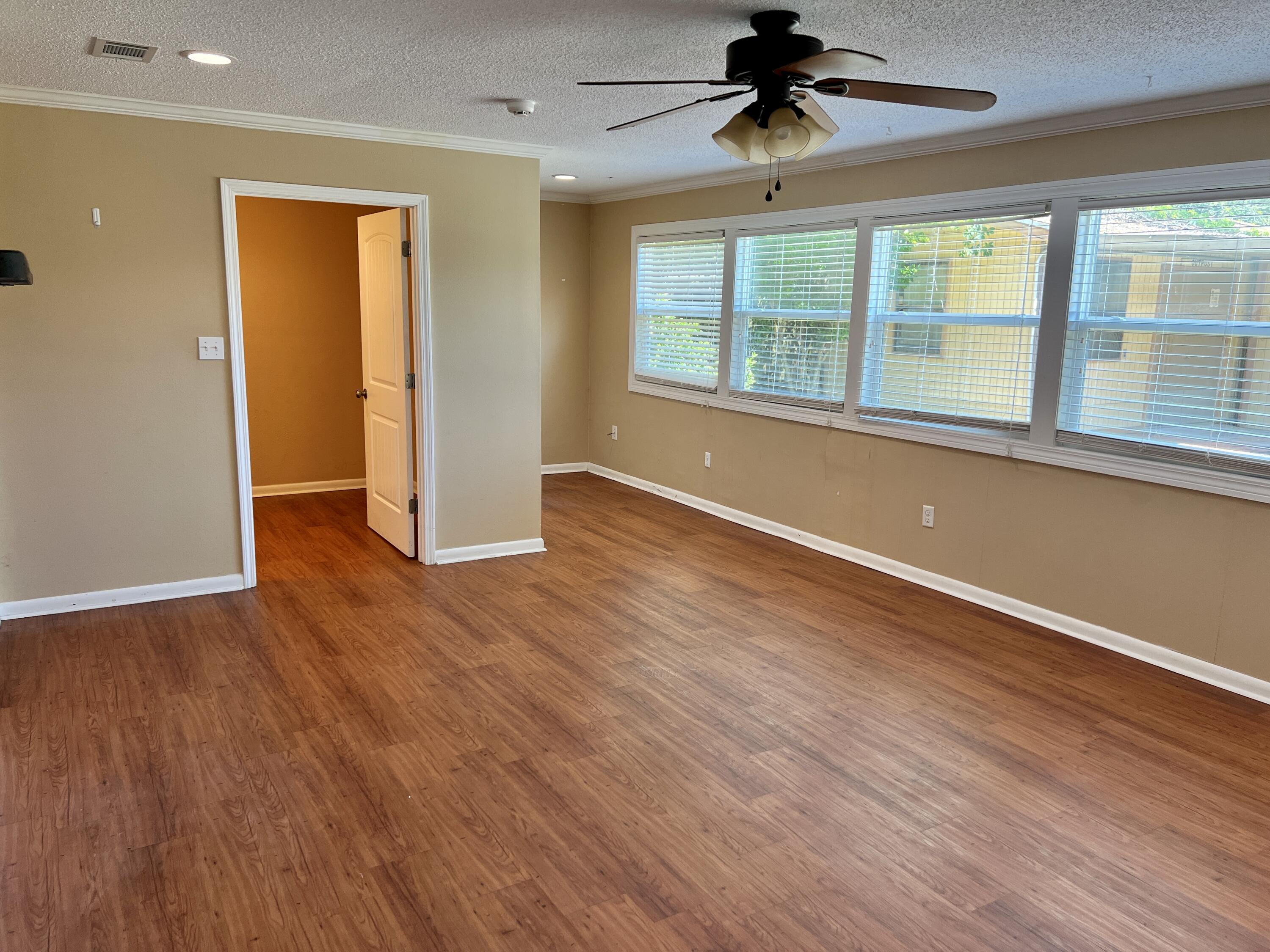 VESTA HEIGHTS 3RD ADDN - Residential