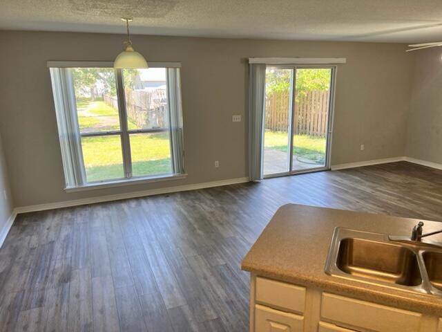 SHALIMAR COTTAGES - Residential Lease