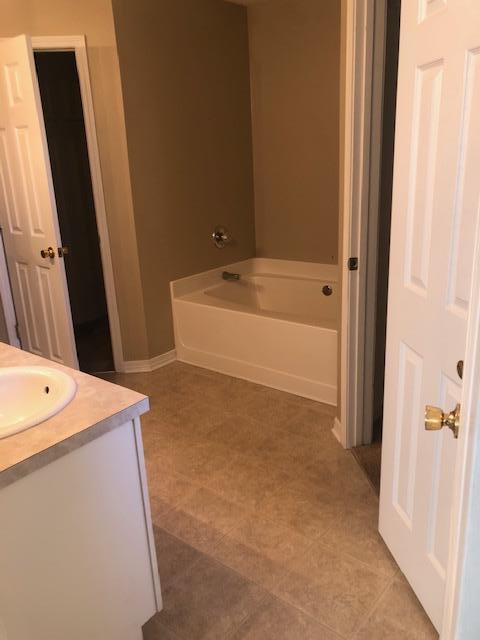 COUNTRYVIEW ESTATES 10TH ADDN - Residential