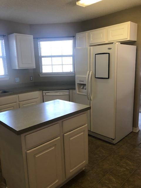 COUNTRYVIEW ESTATES 10TH ADDN - Residential