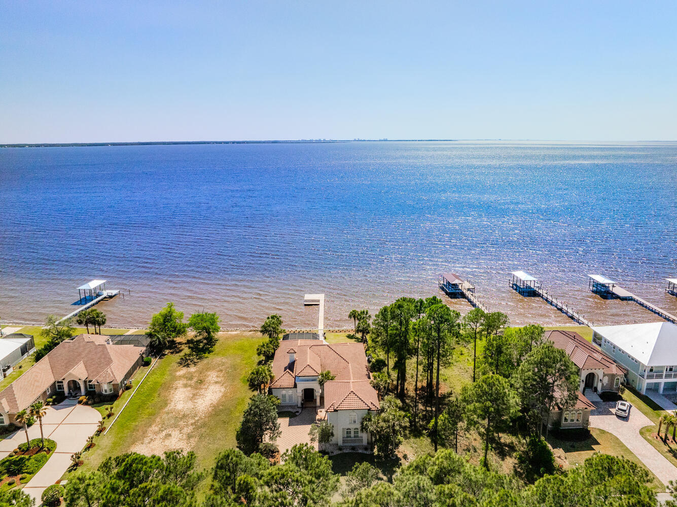 BAY HARBOUR - Residential