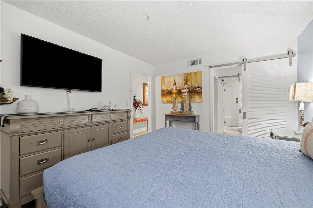 CRYSTAL SANDS CONDO - Residential