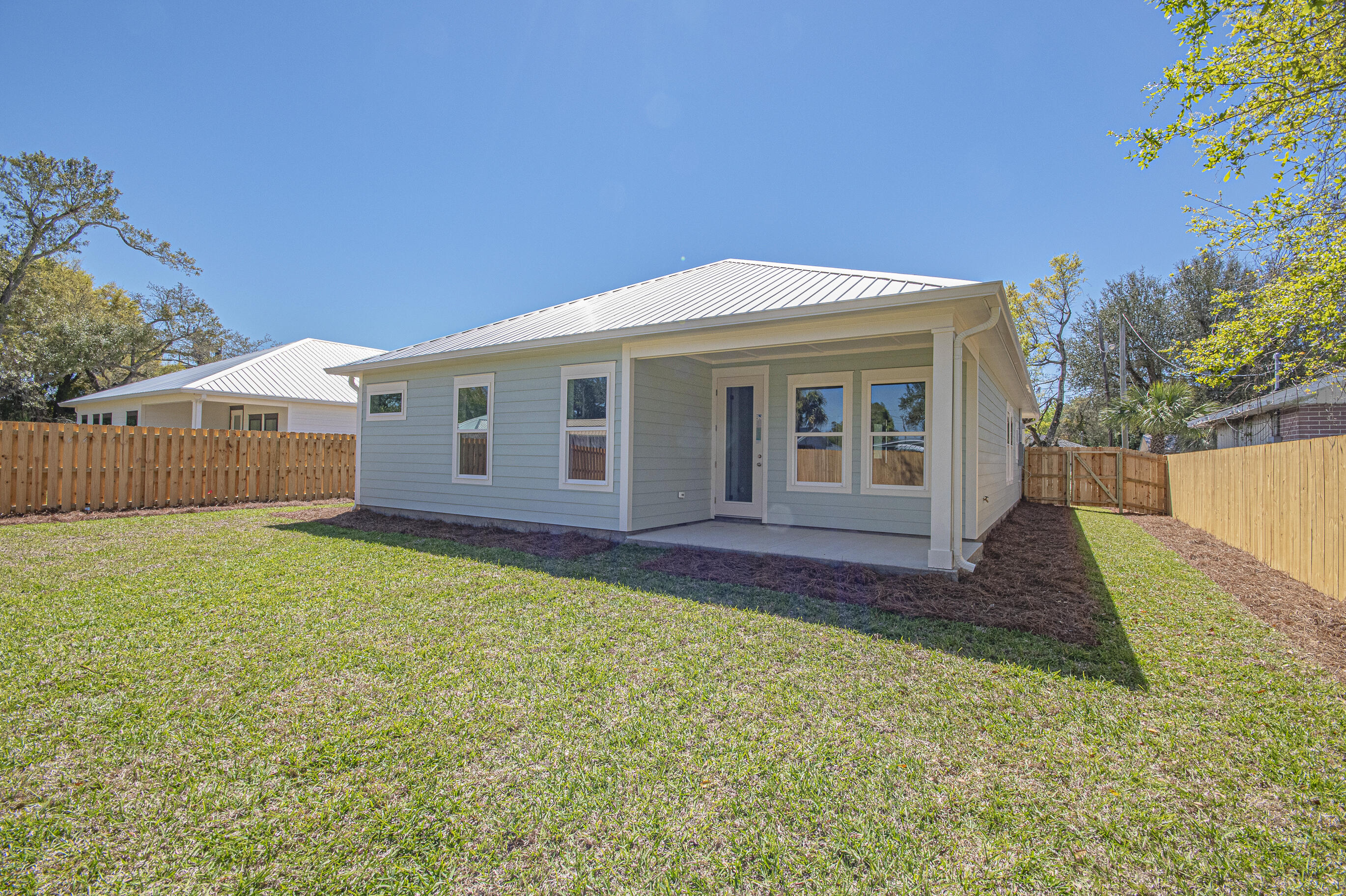 LONG POINT PARK 2ND ADDN - Residential