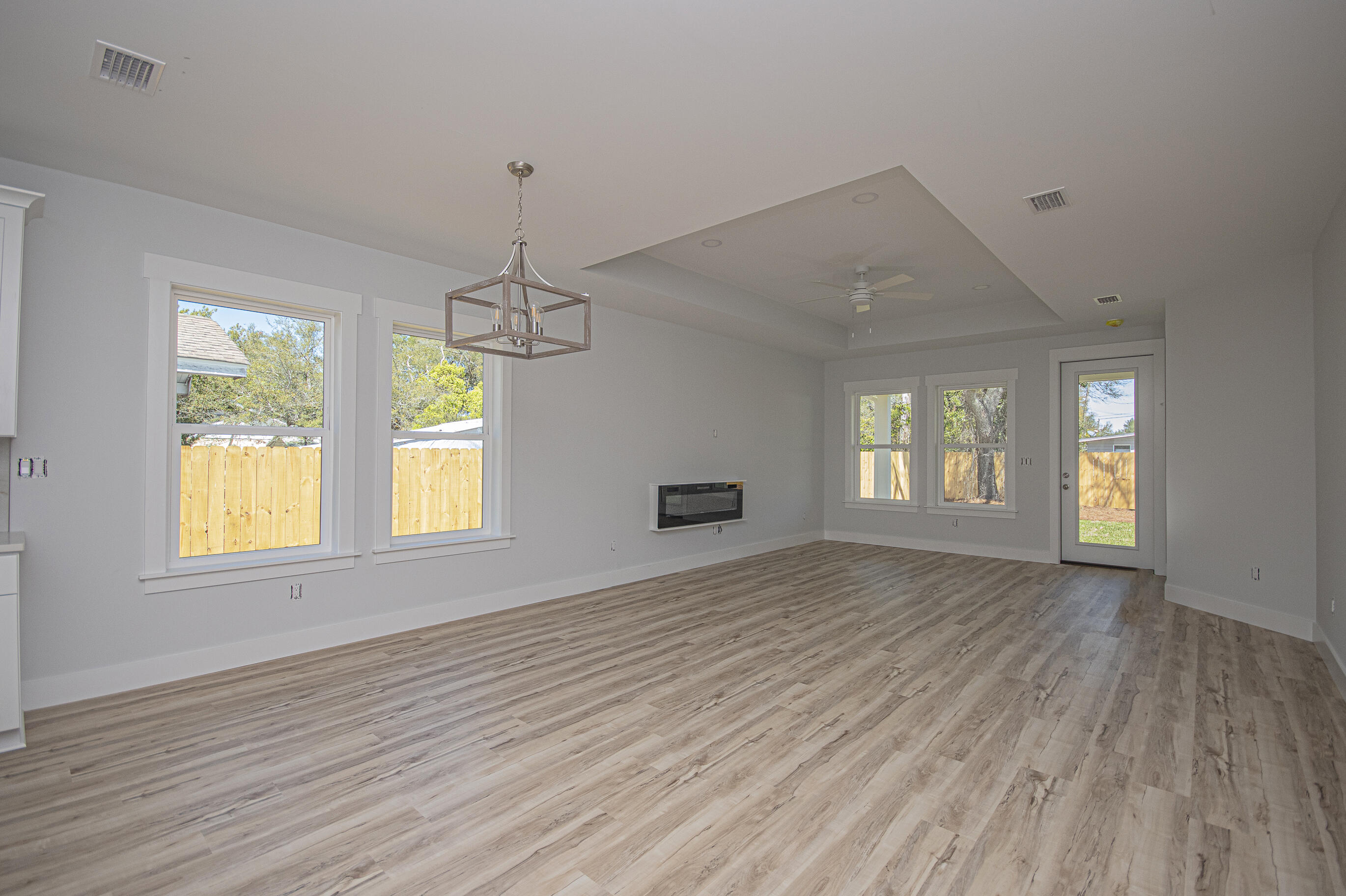 LONG POINT PARK 2ND ADDN - Residential