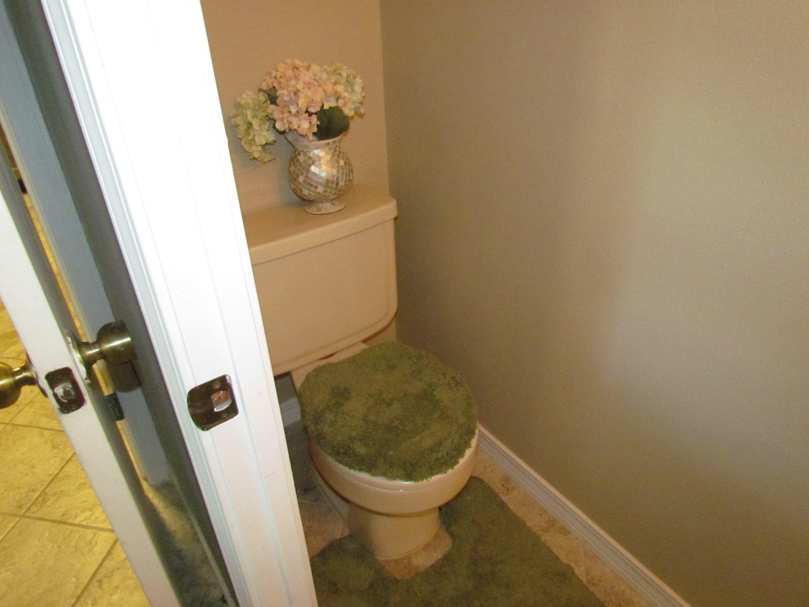 HIDDEN COVE T/H - Residential Lease