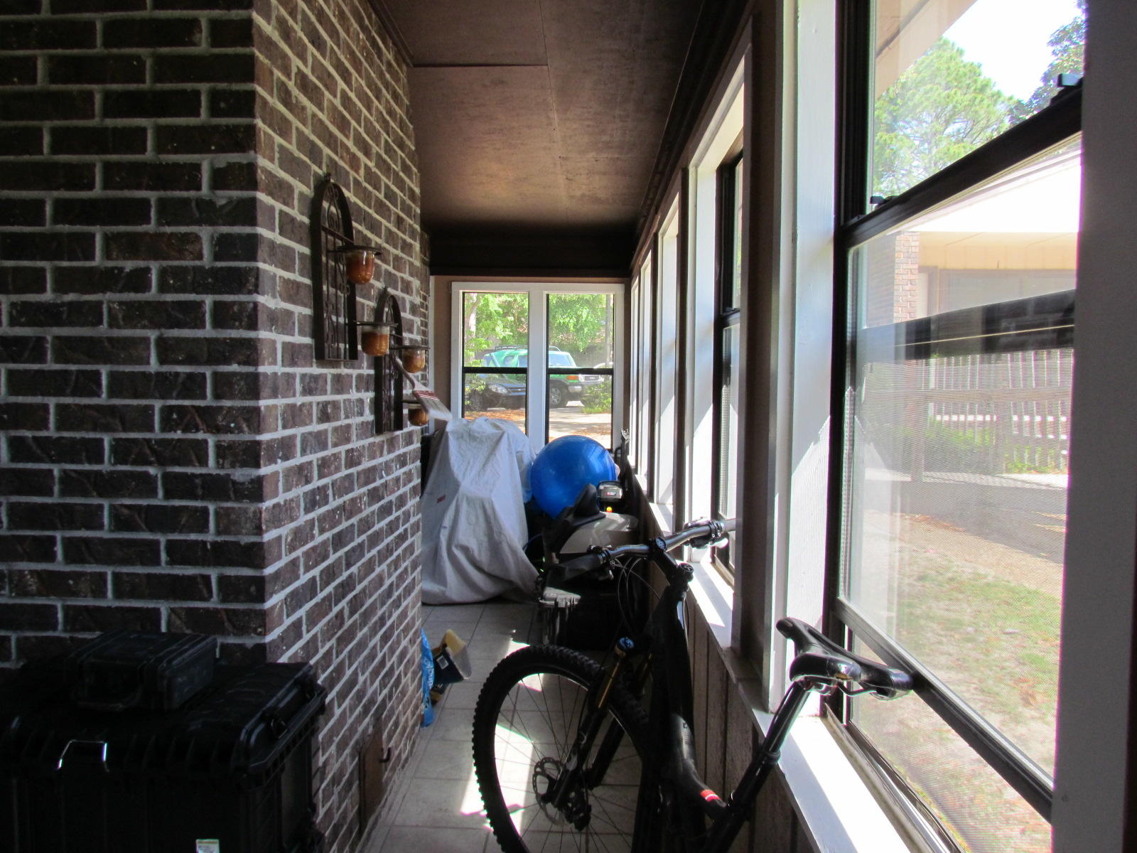 HIDDEN COVE T/H - Residential Lease