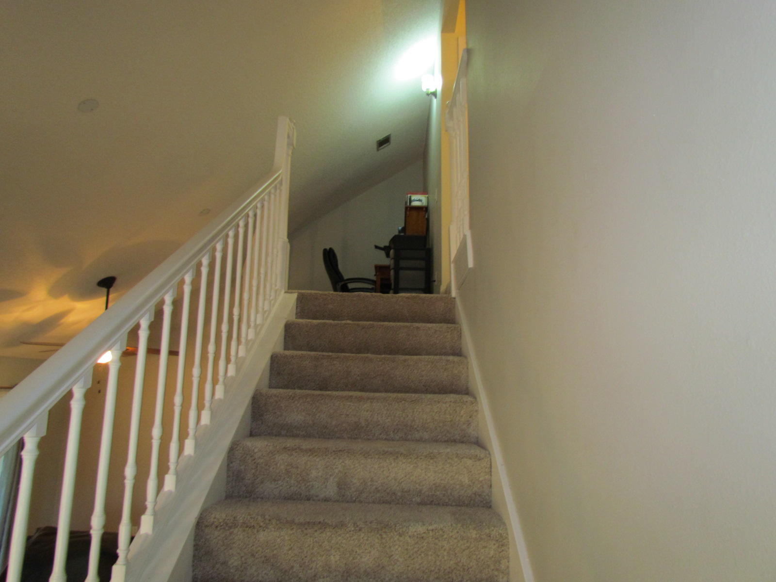 HIDDEN COVE T/H - Residential Lease