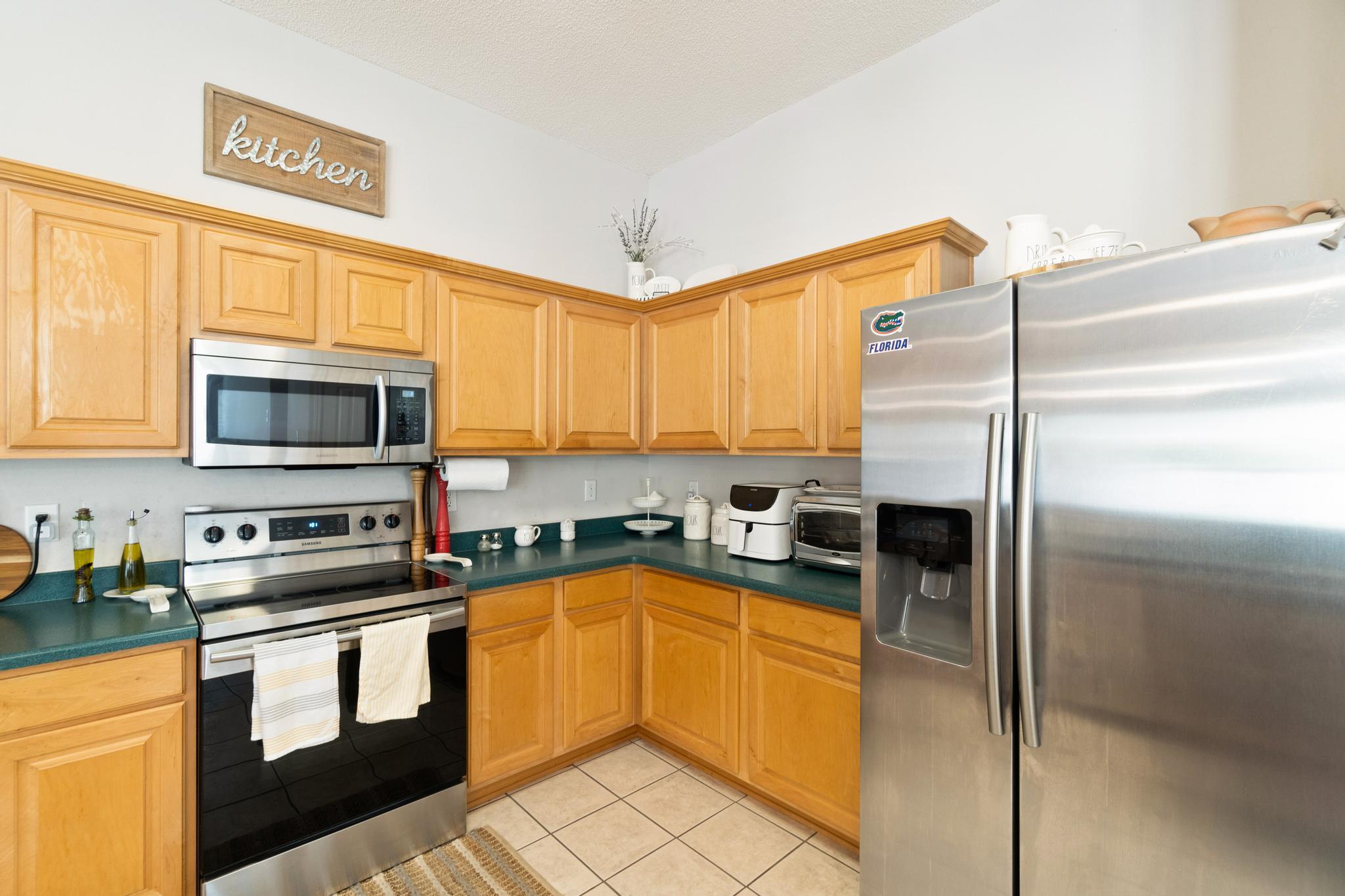 HOLLEY BY THE SEA - Residential