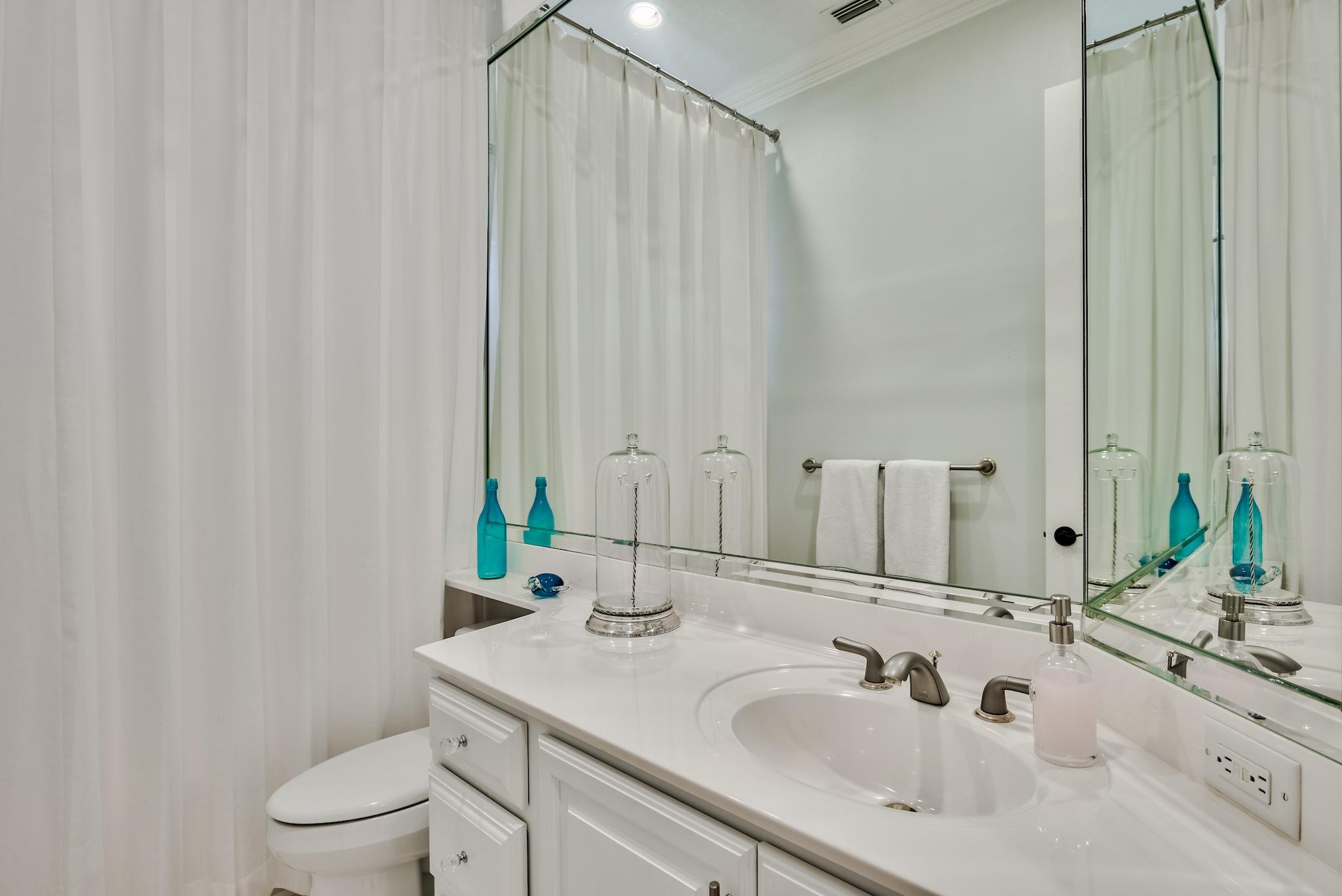 REGATTA BAY PH 1 - Residential