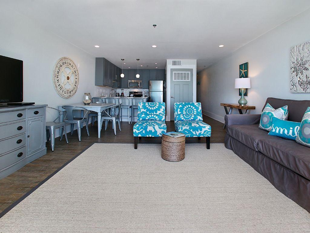 COMMODORE'S RETREAT LIMITED CONDO - Residential