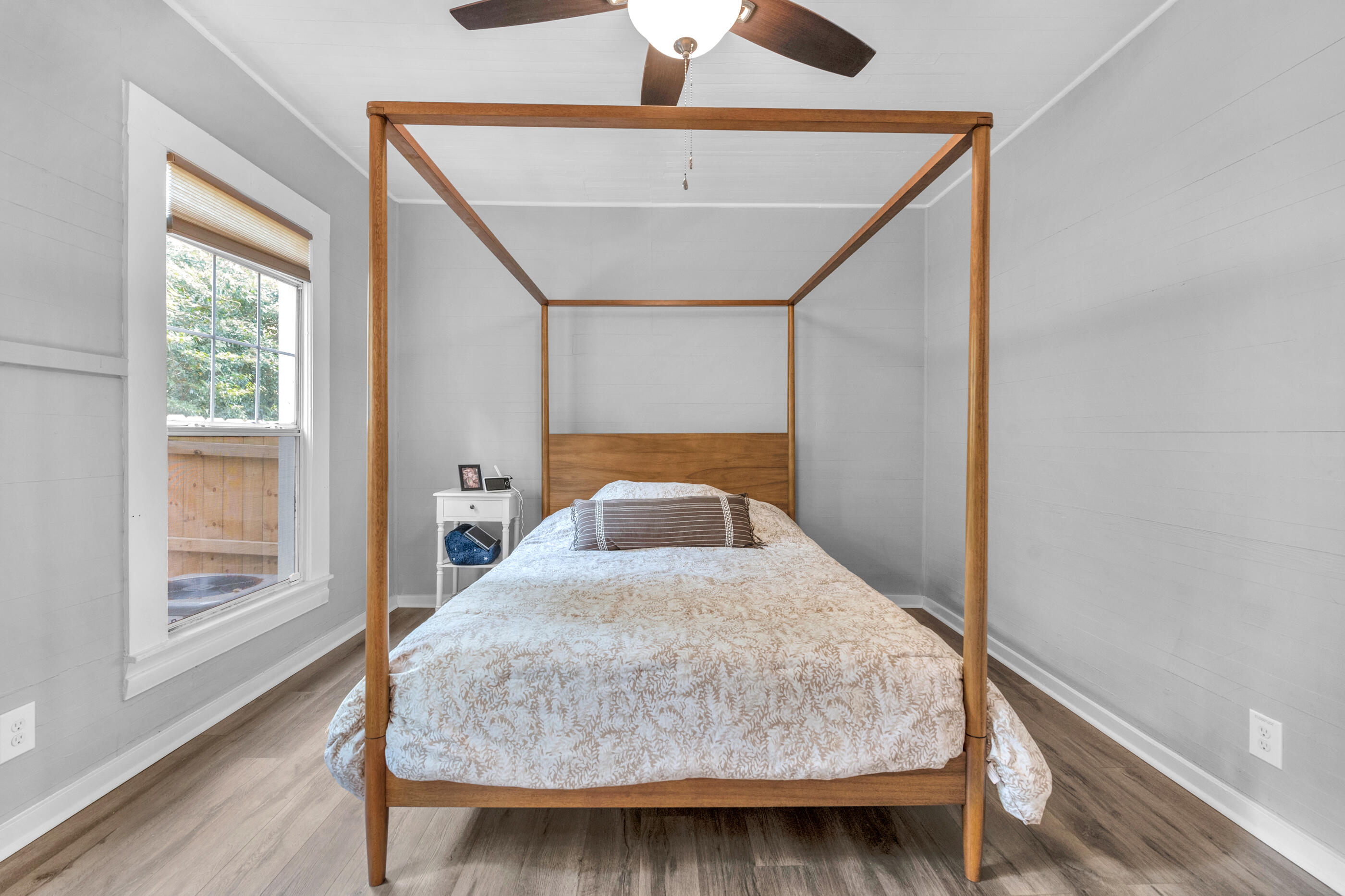 LLOYD & HETHERINGTON - Residential