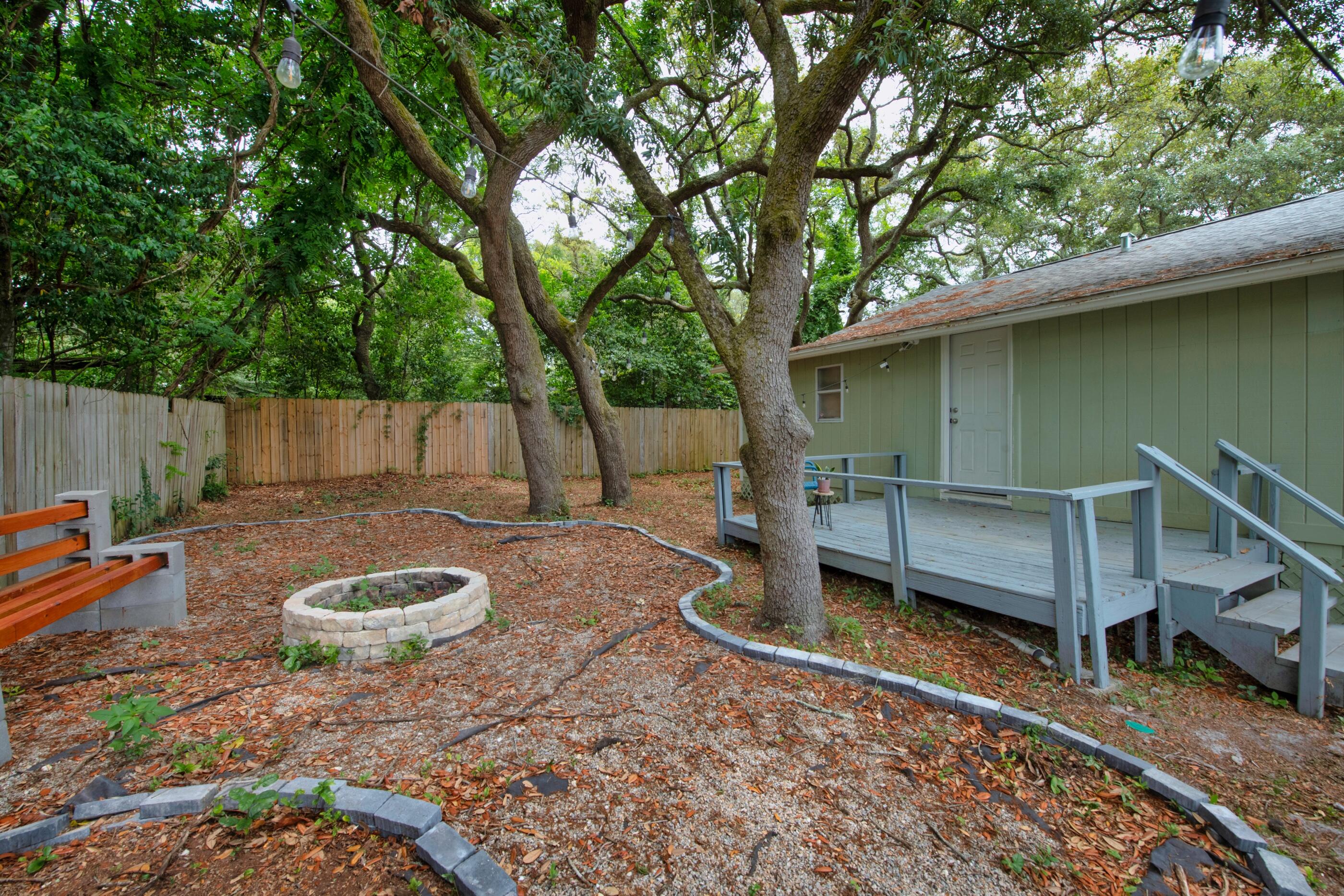 LLOYD & HETHERINGTON - Residential