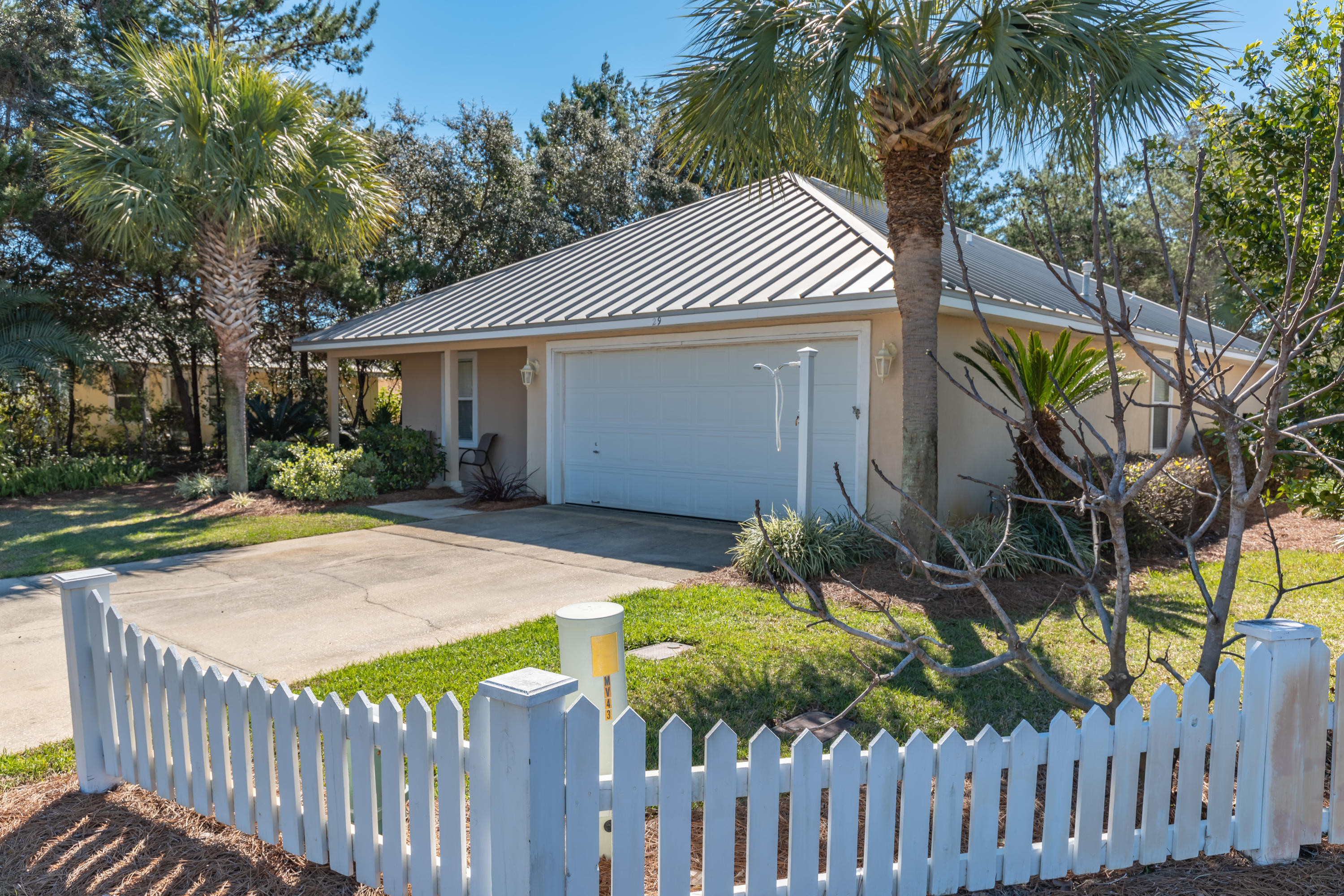 MARAVILLA COTTAGES - Residential