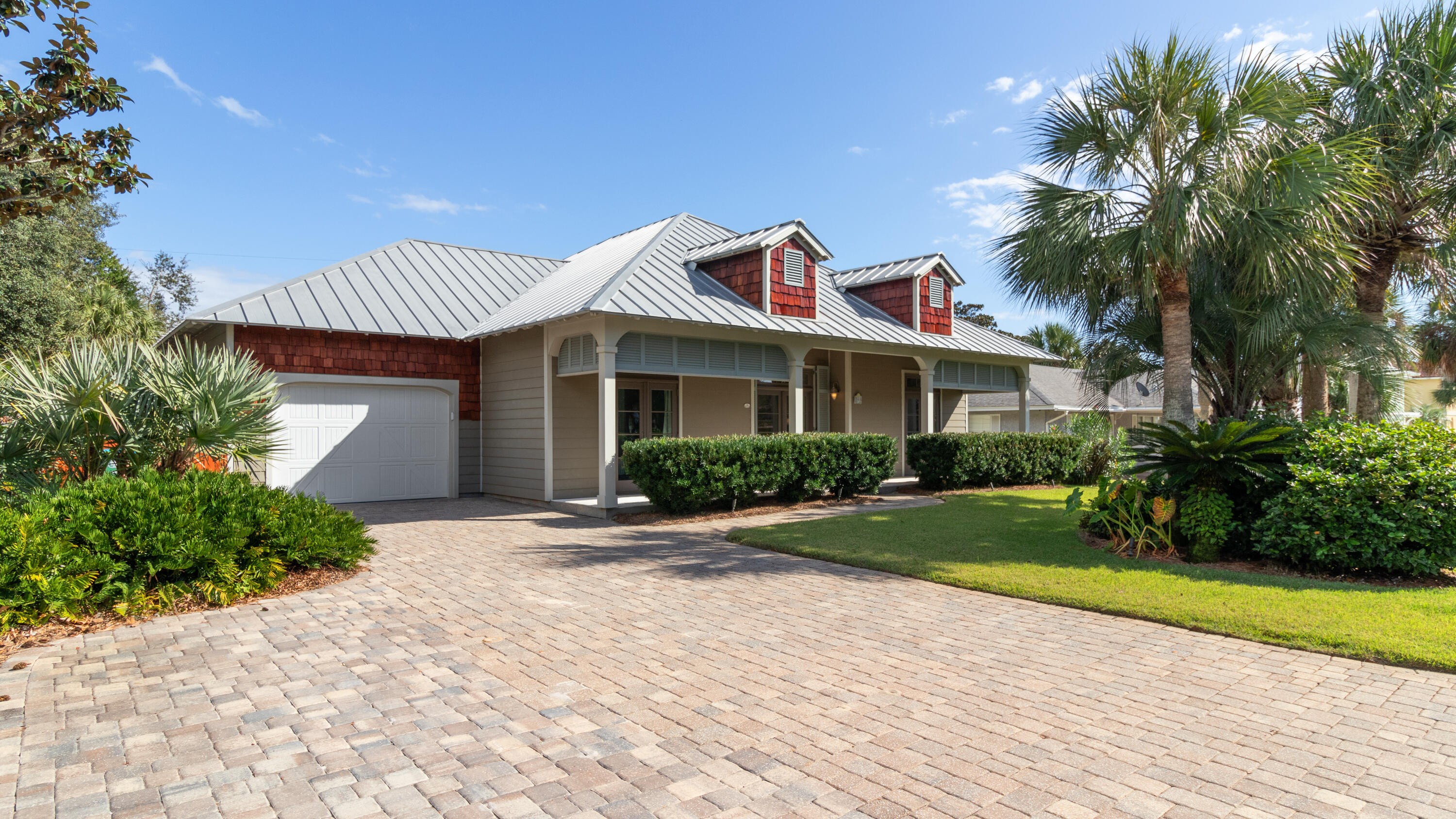 SANTA MONICA BEACH - Residential
