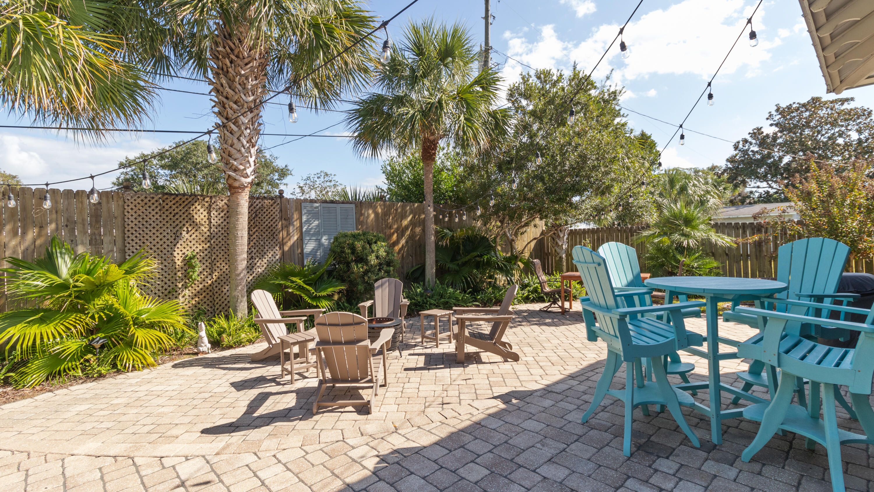 SANTA MONICA BEACH - Residential