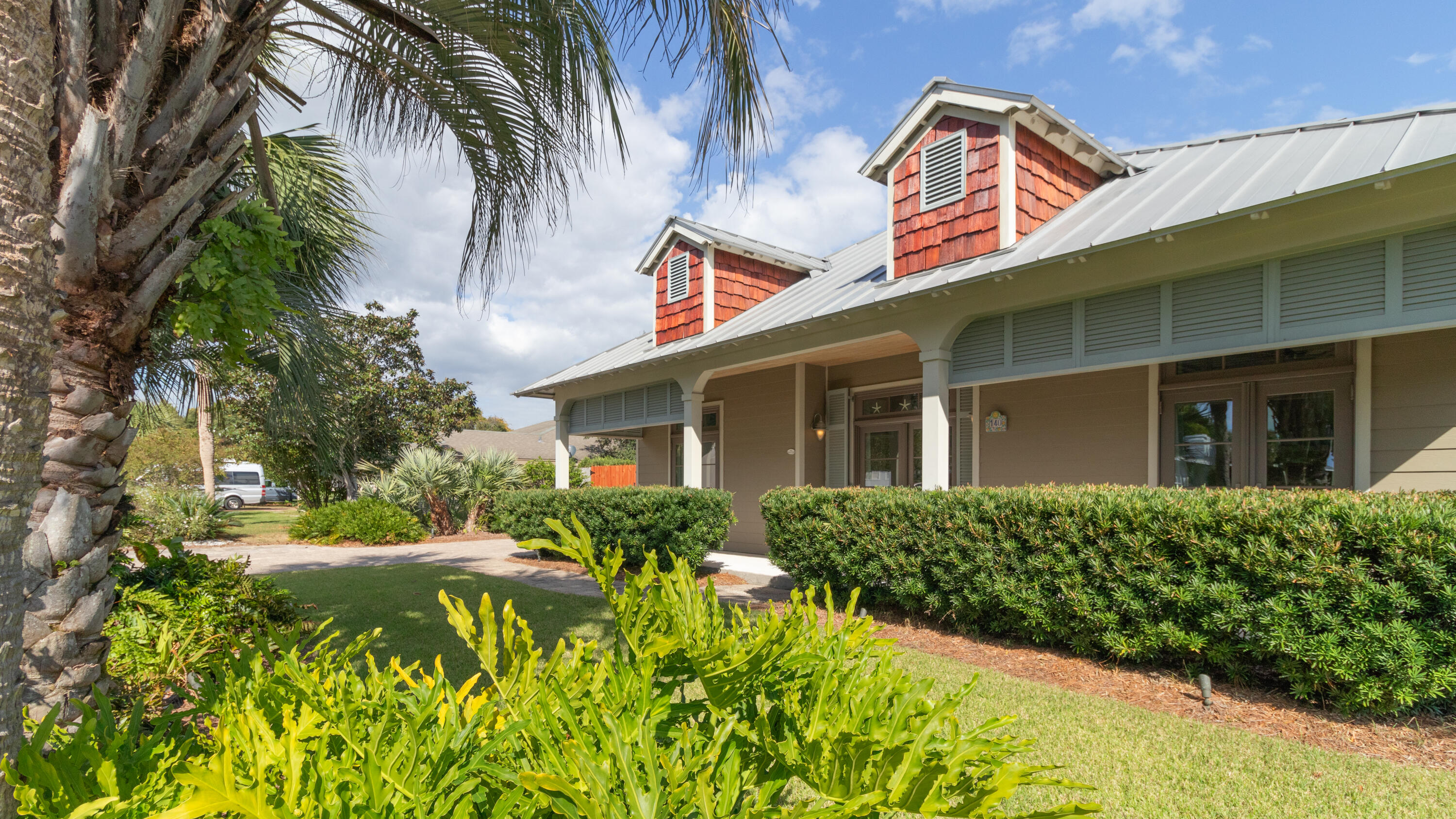 SANTA MONICA BEACH - Residential