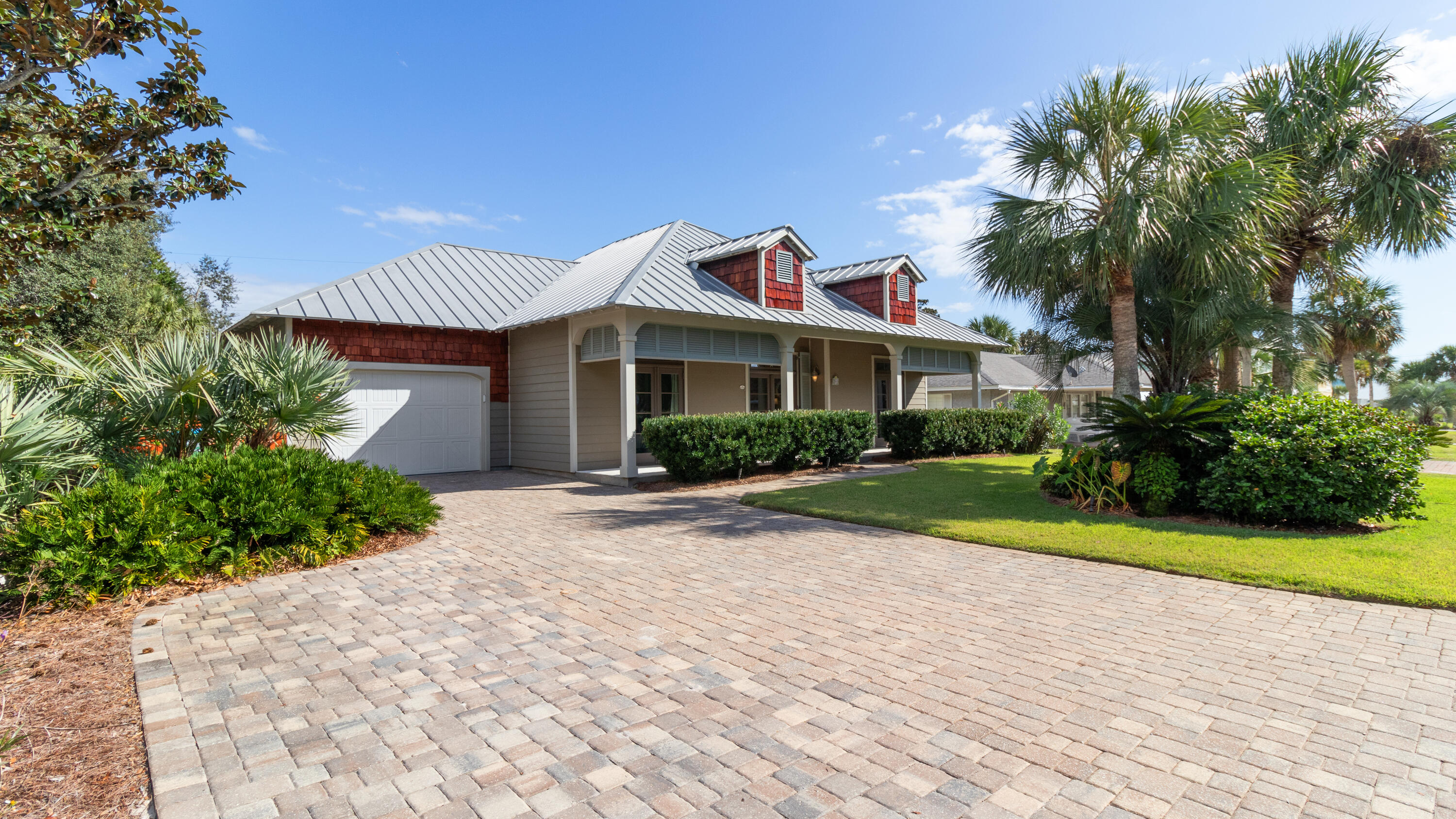 SANTA MONICA BEACH - Residential