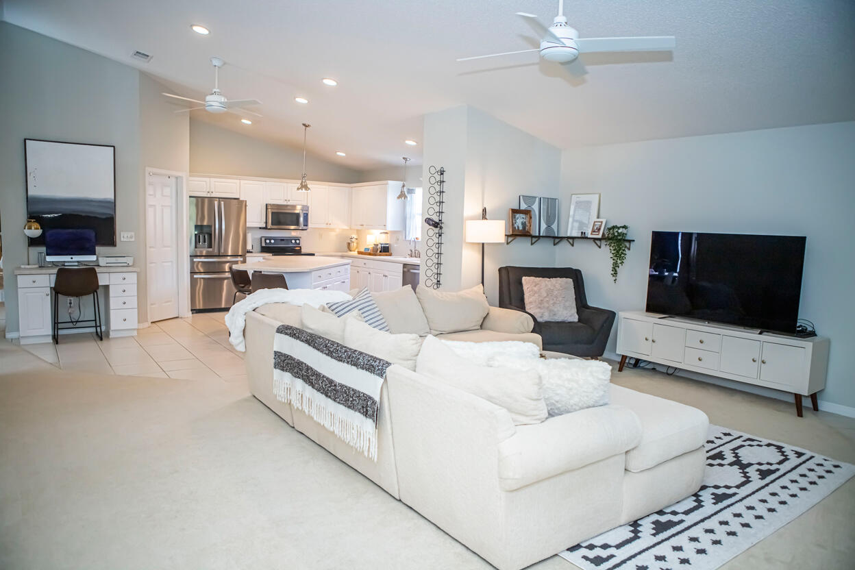 MAGNOLIA PLANTATION AT BLUEWATER BAY - Residential