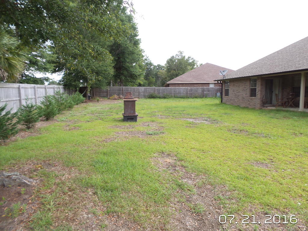 MOSSY OAKS - Residential Lease