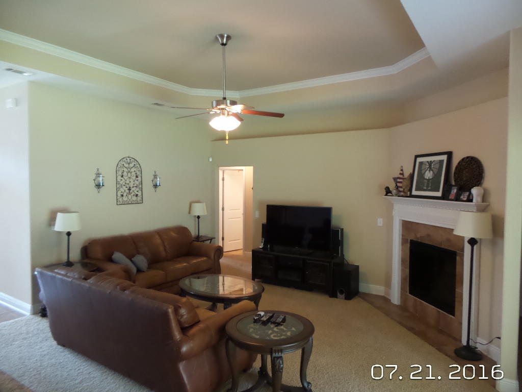 MOSSY OAKS - Residential Lease