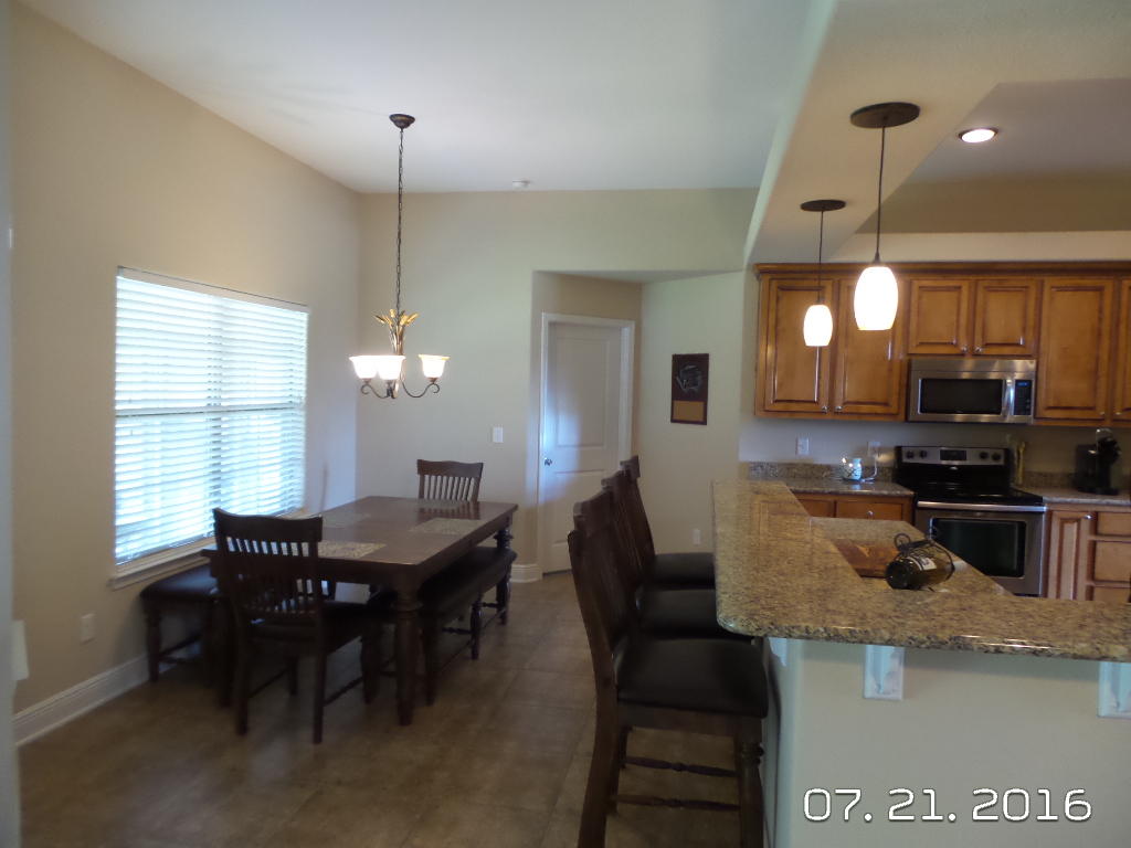 MOSSY OAKS - Residential Lease