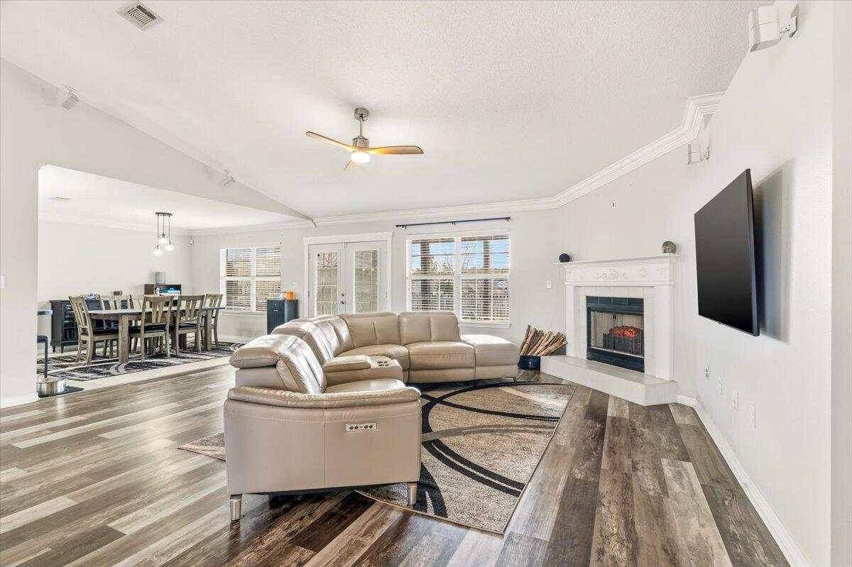 LEE FARMS PH I - Residential