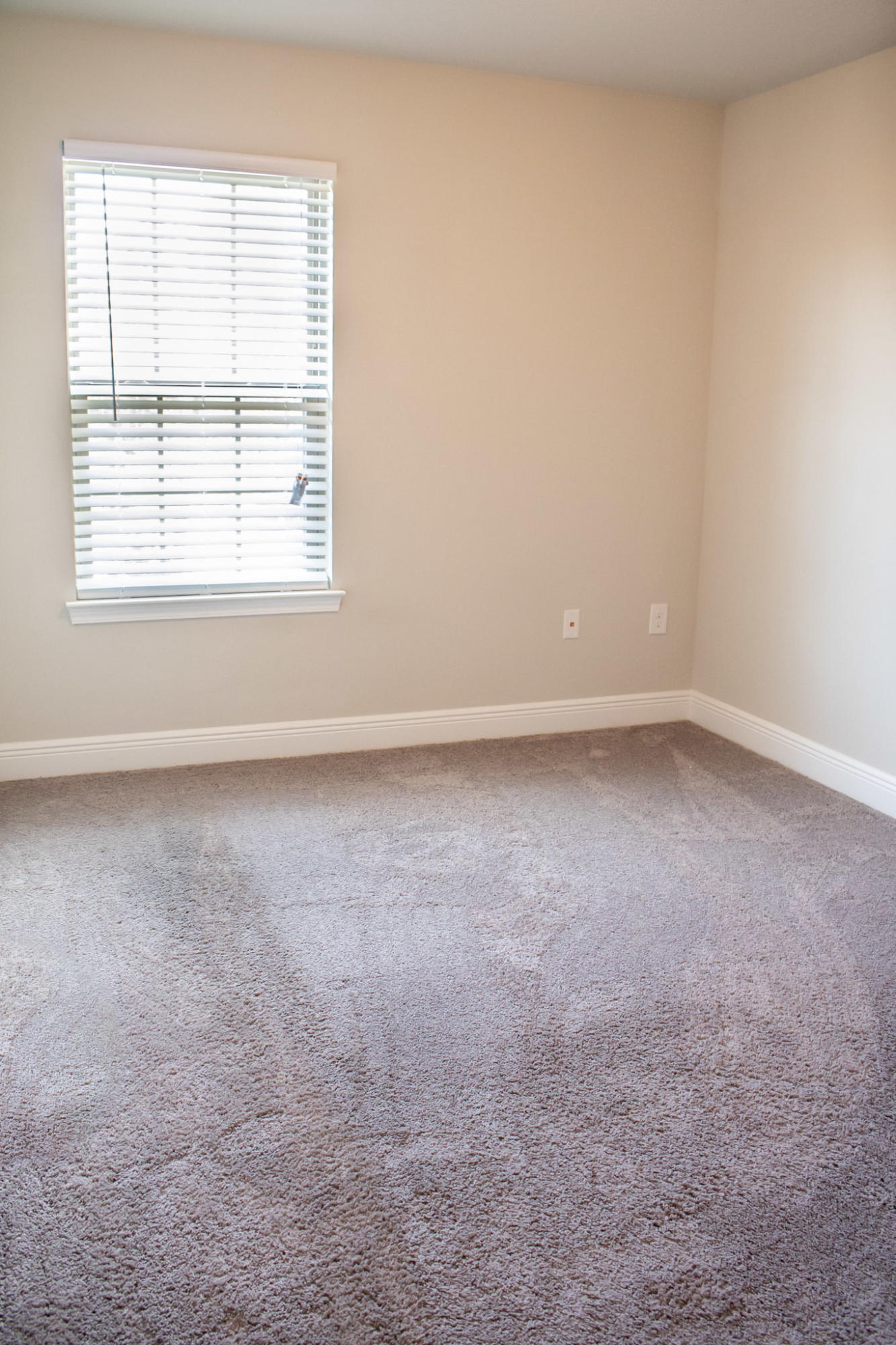 RESERVE POINTE - Residential