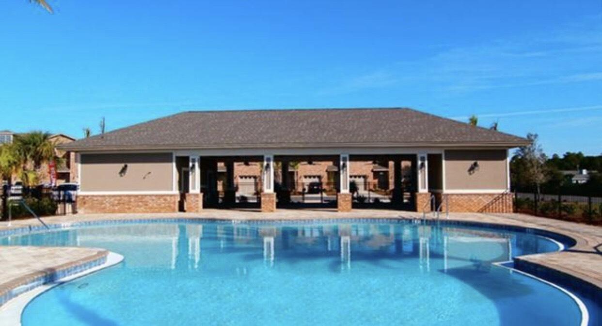 RESERVE POINTE - Residential