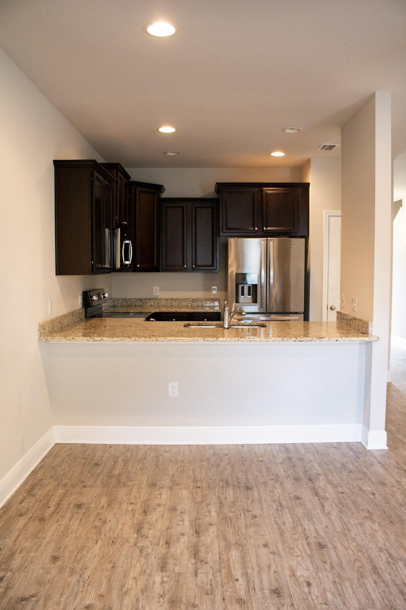 RESERVE POINTE - Residential