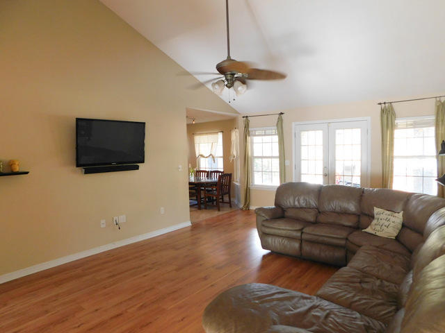 FOXWOOD ESTATES 1 - Residential