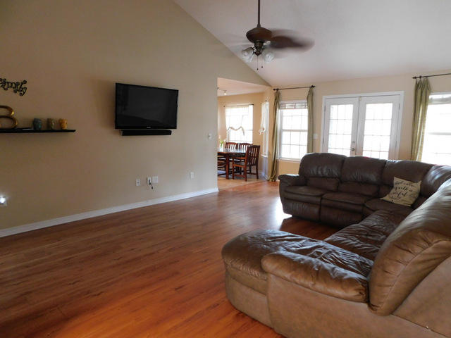 FOXWOOD ESTATES 1 - Residential