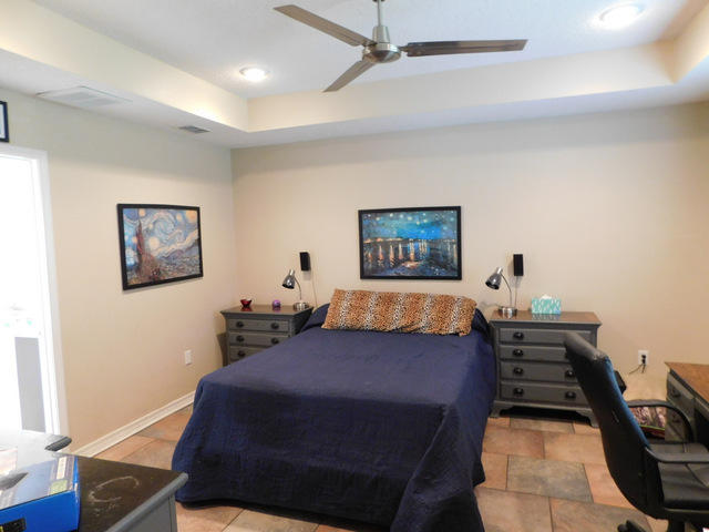 FOXWOOD ESTATES 1 - Residential