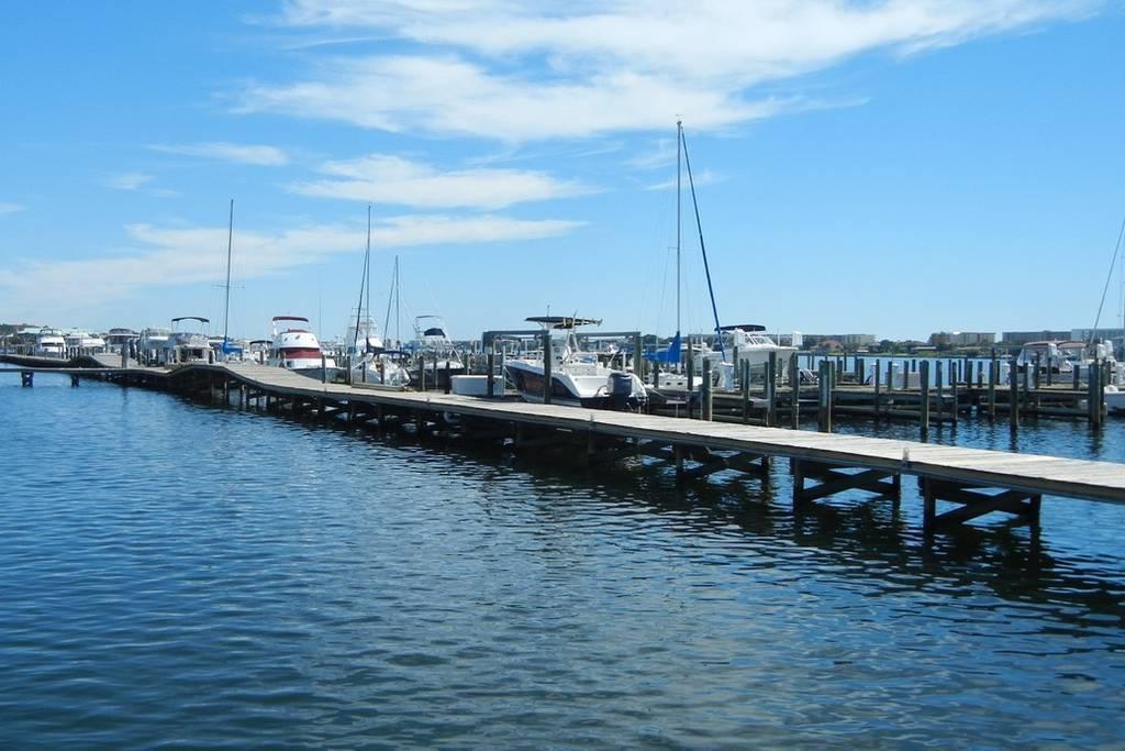 PIRATES BAY PH 1 - Residential