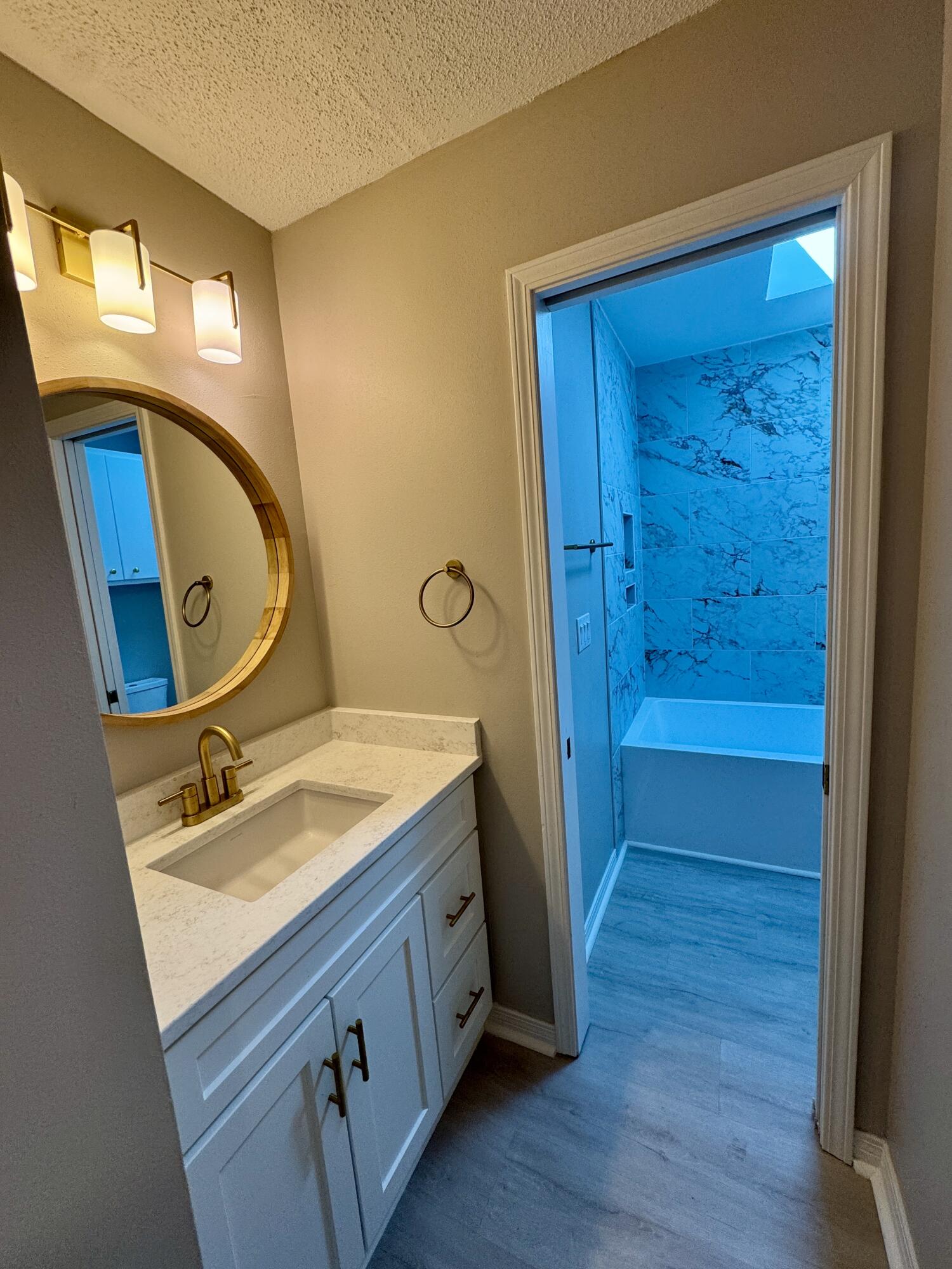 LAKE CHARLENE EAST - Residential Lease