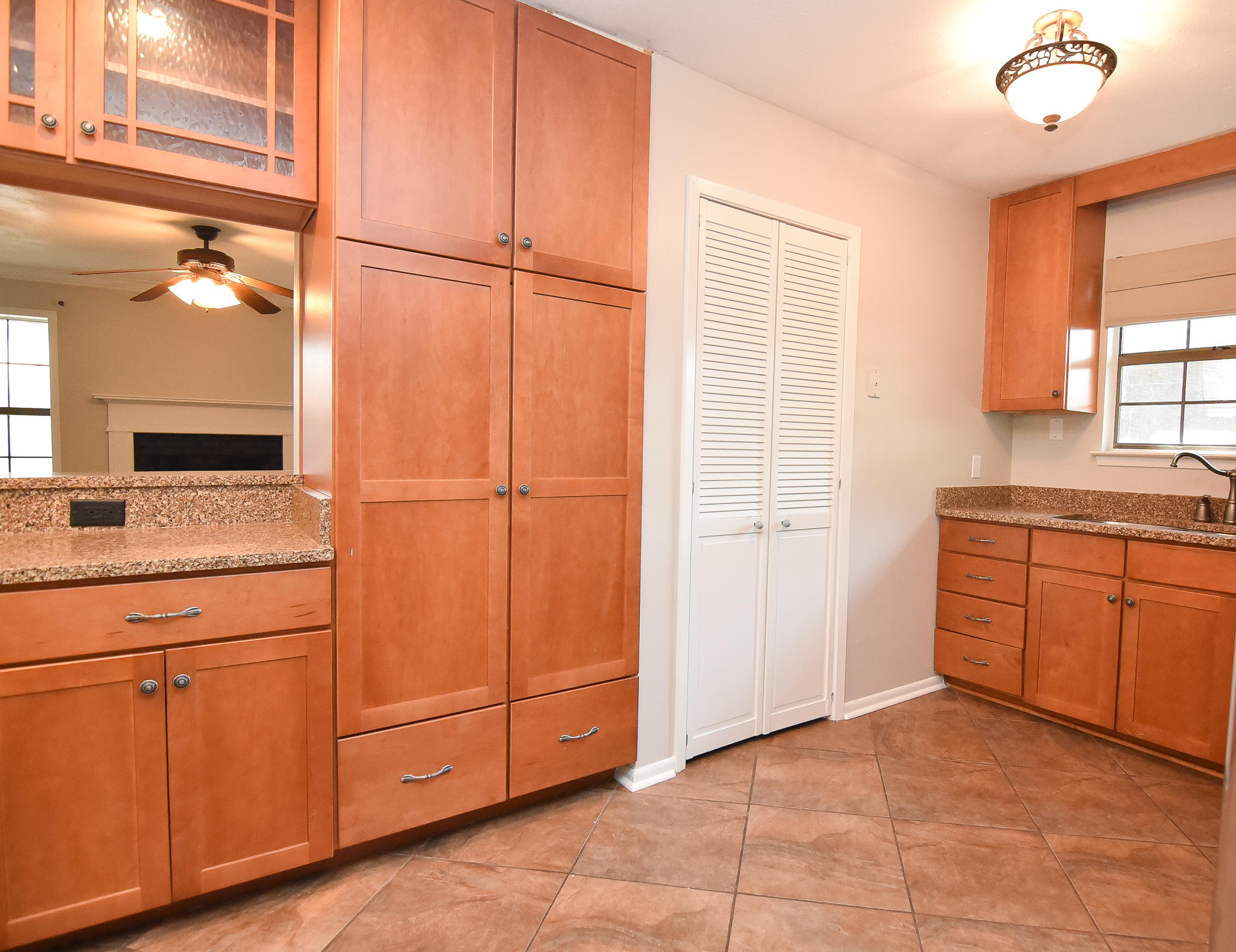 RAINTREE ESTATES - Residential