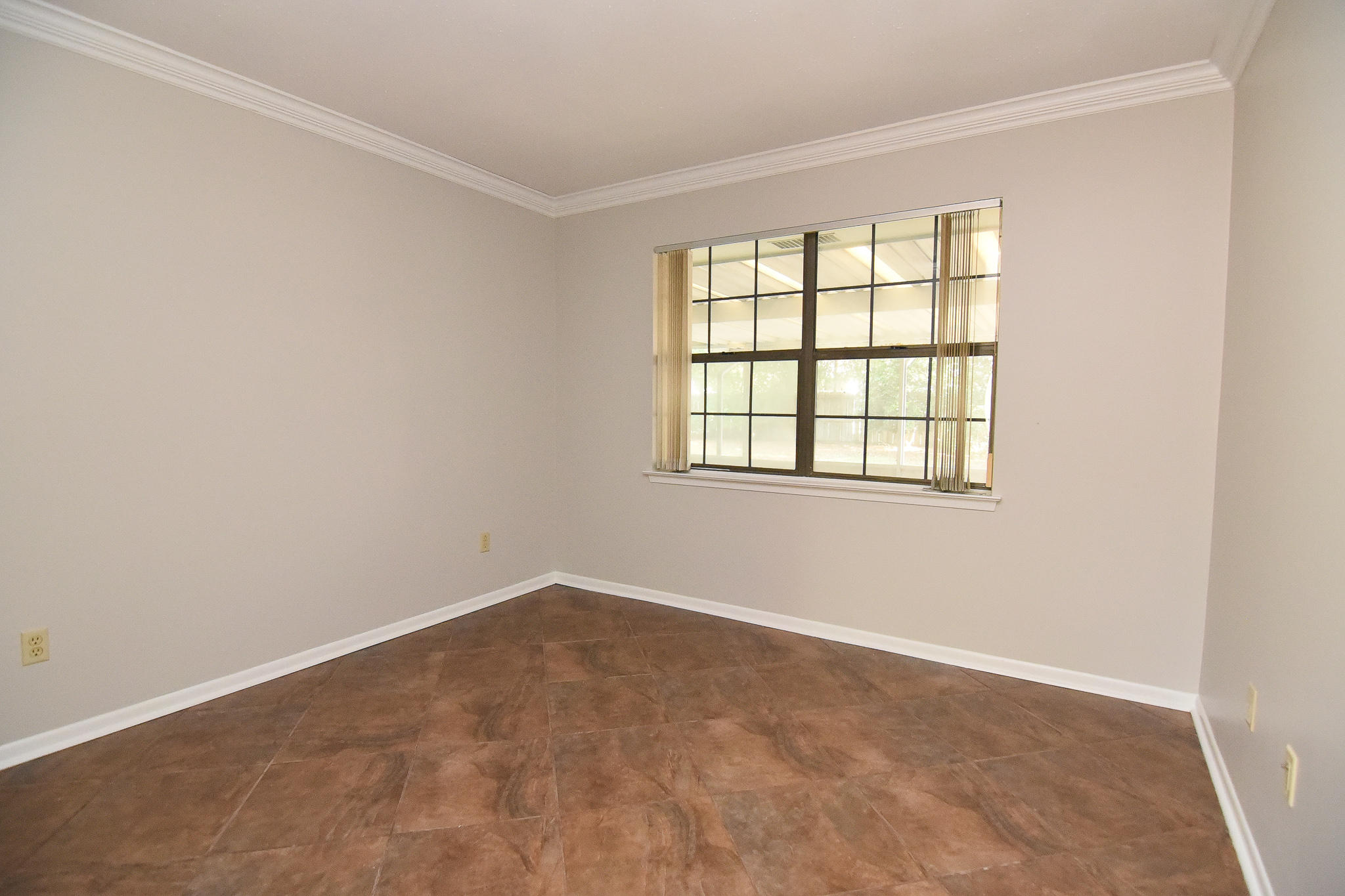 RAINTREE ESTATES - Residential