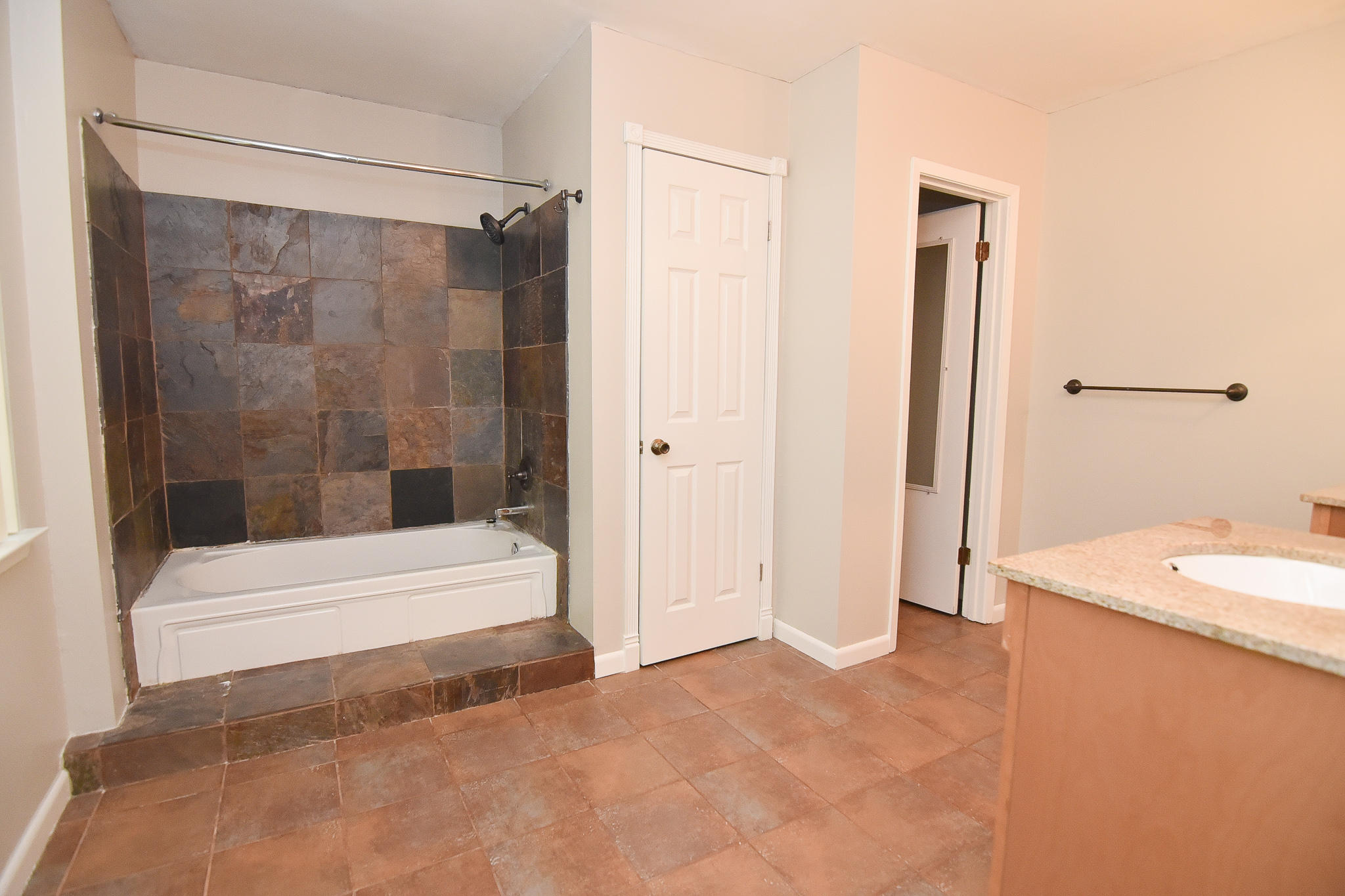 RAINTREE ESTATES - Residential