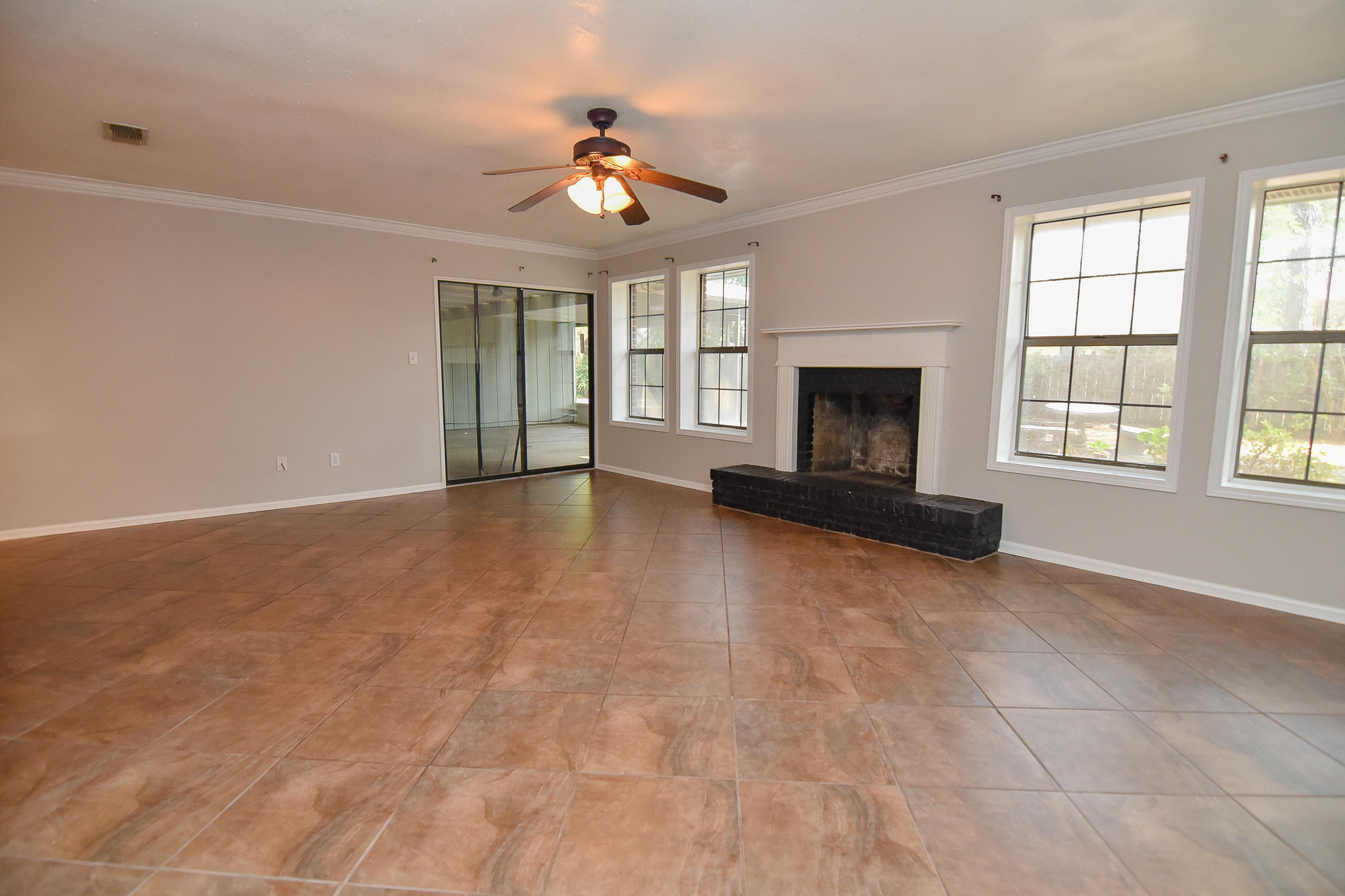 RAINTREE ESTATES - Residential