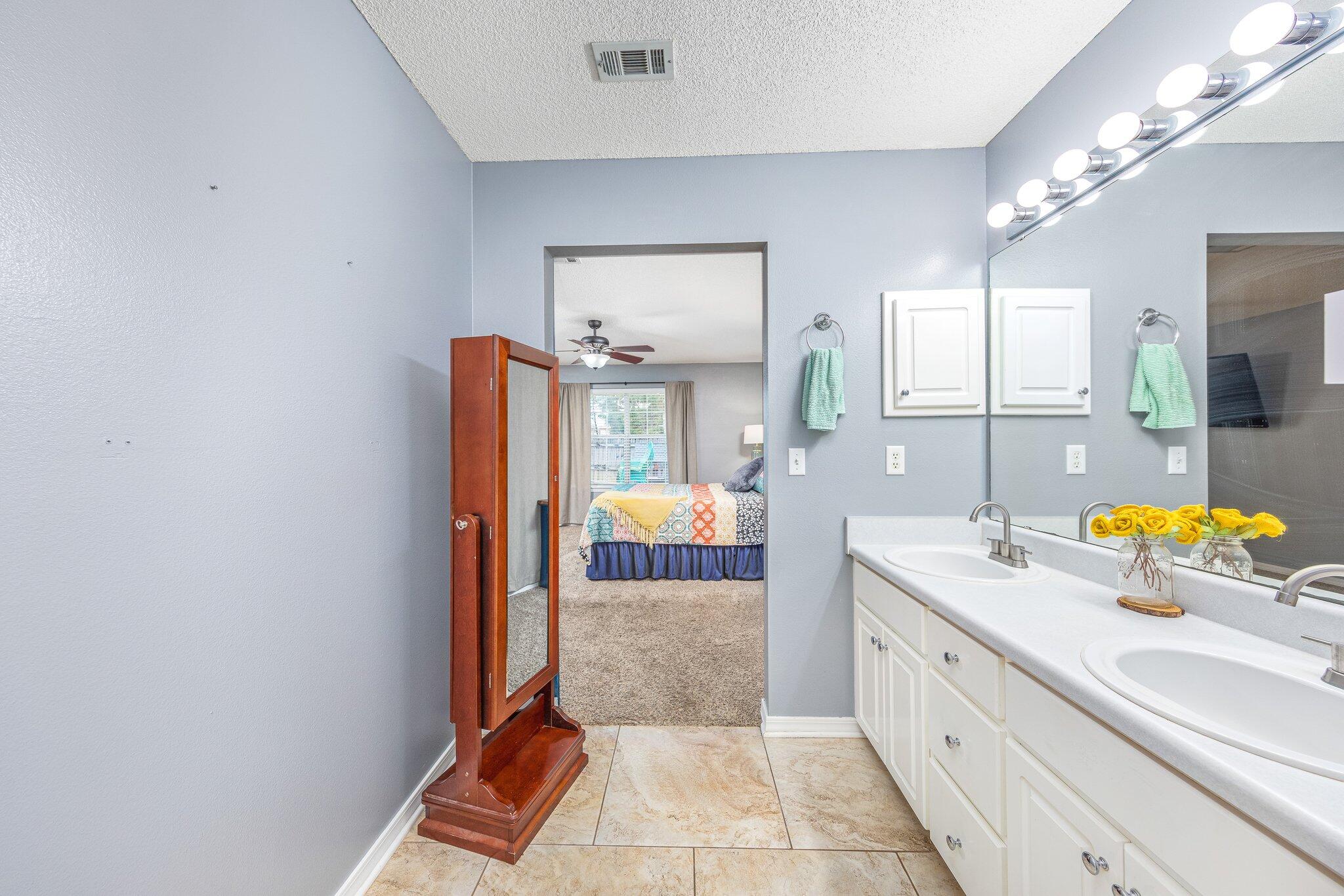 EMERALD VILLAGE S/D - Residential