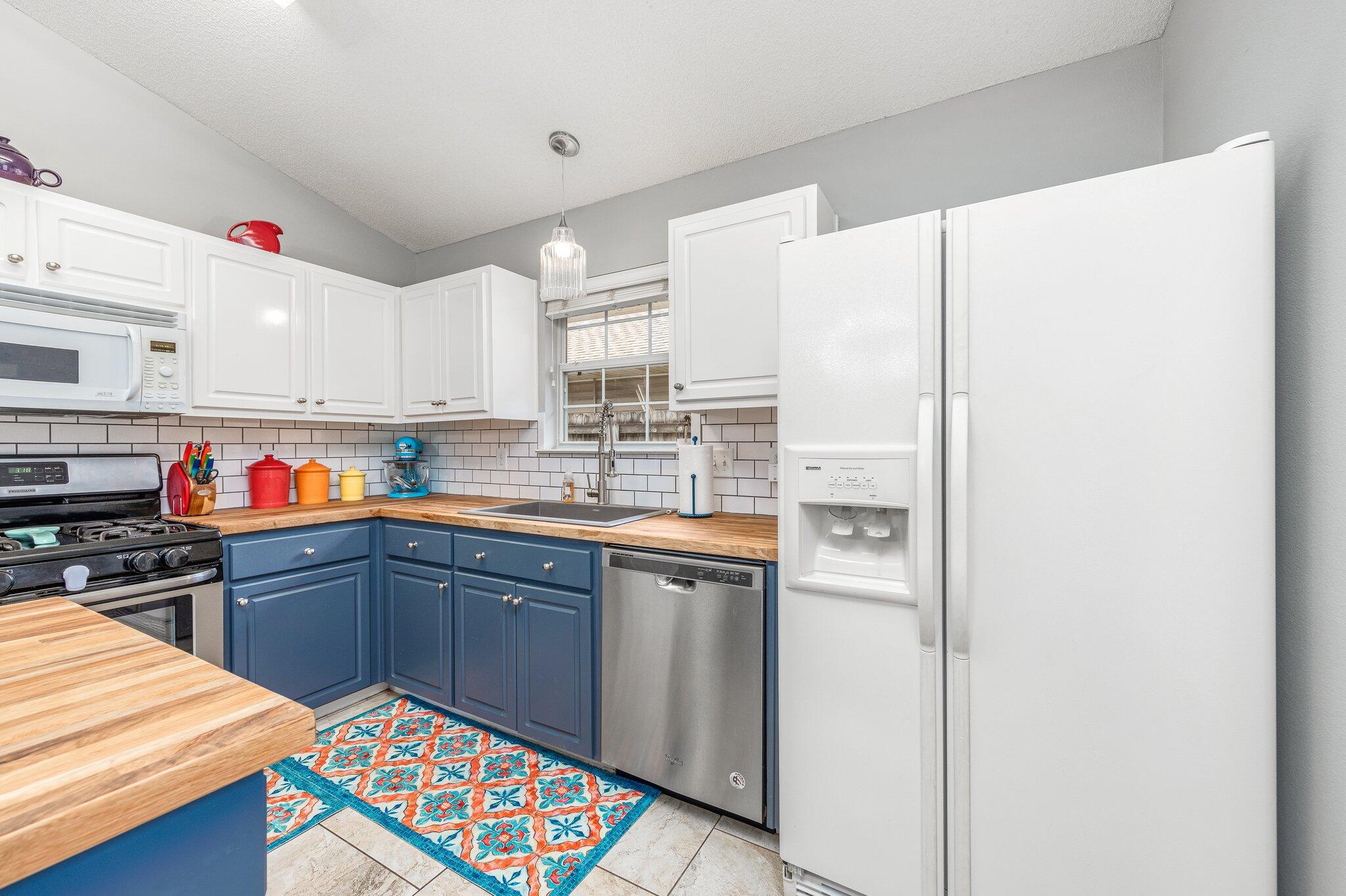 EMERALD VILLAGE S/D - Residential