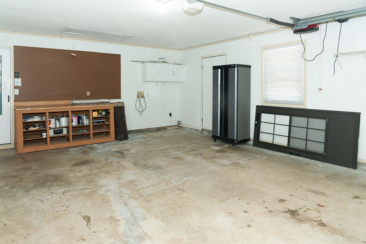 PINEDALE 2ND ADDN - Residential Lease