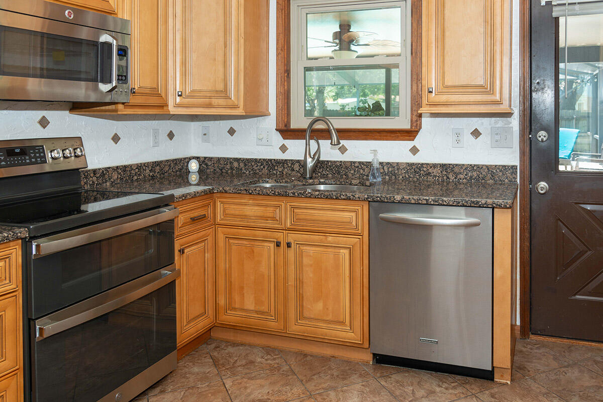 PINEDALE 2ND ADDN - Residential Lease