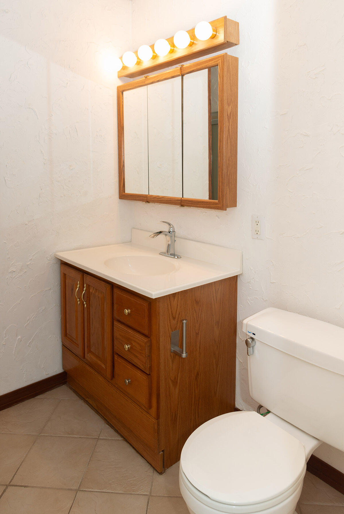 PINEDALE 2ND ADDN - Residential Lease